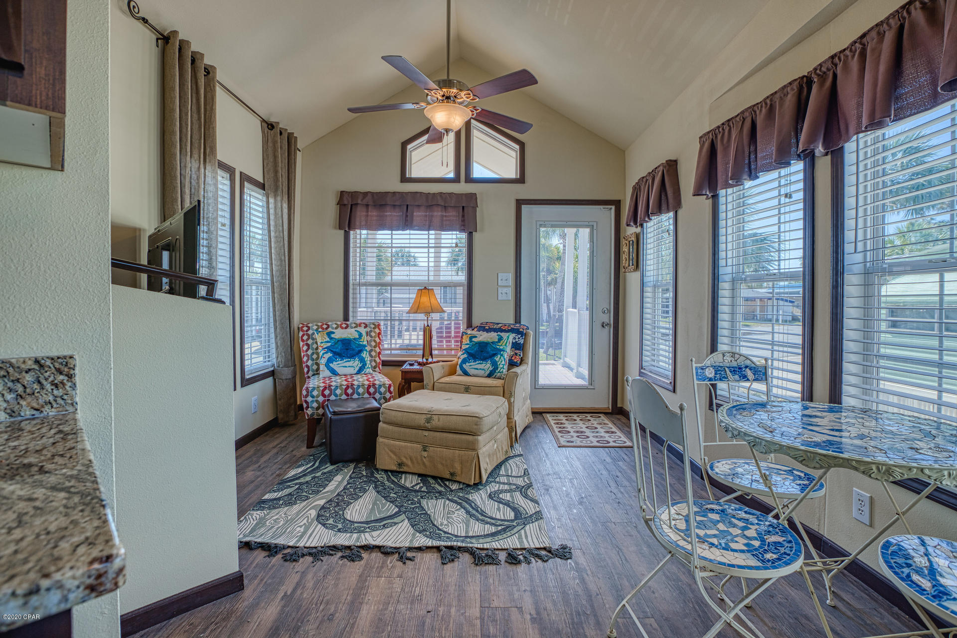 Venture Out Travel Trail - Residential