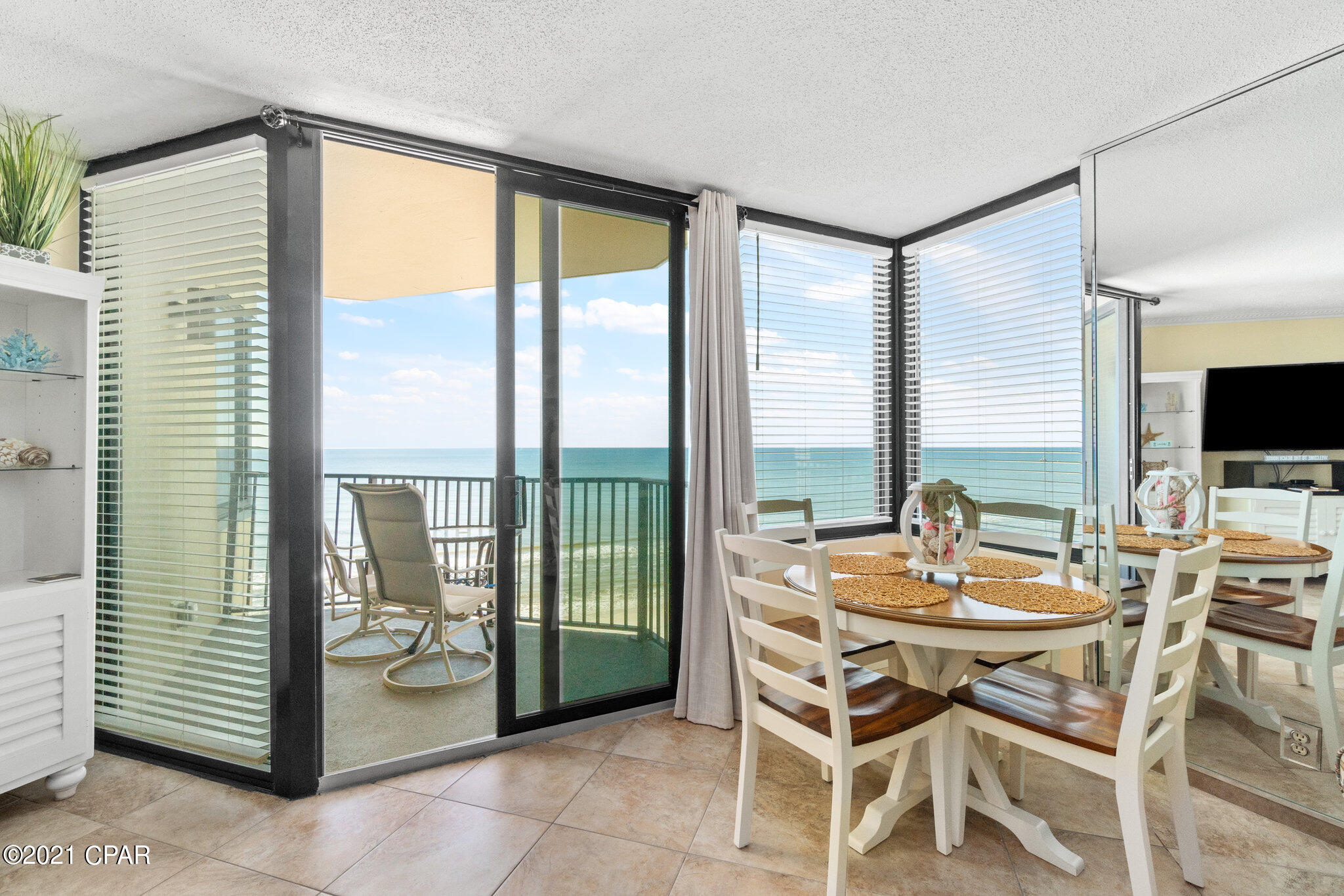 Sunbird Condo - Residential