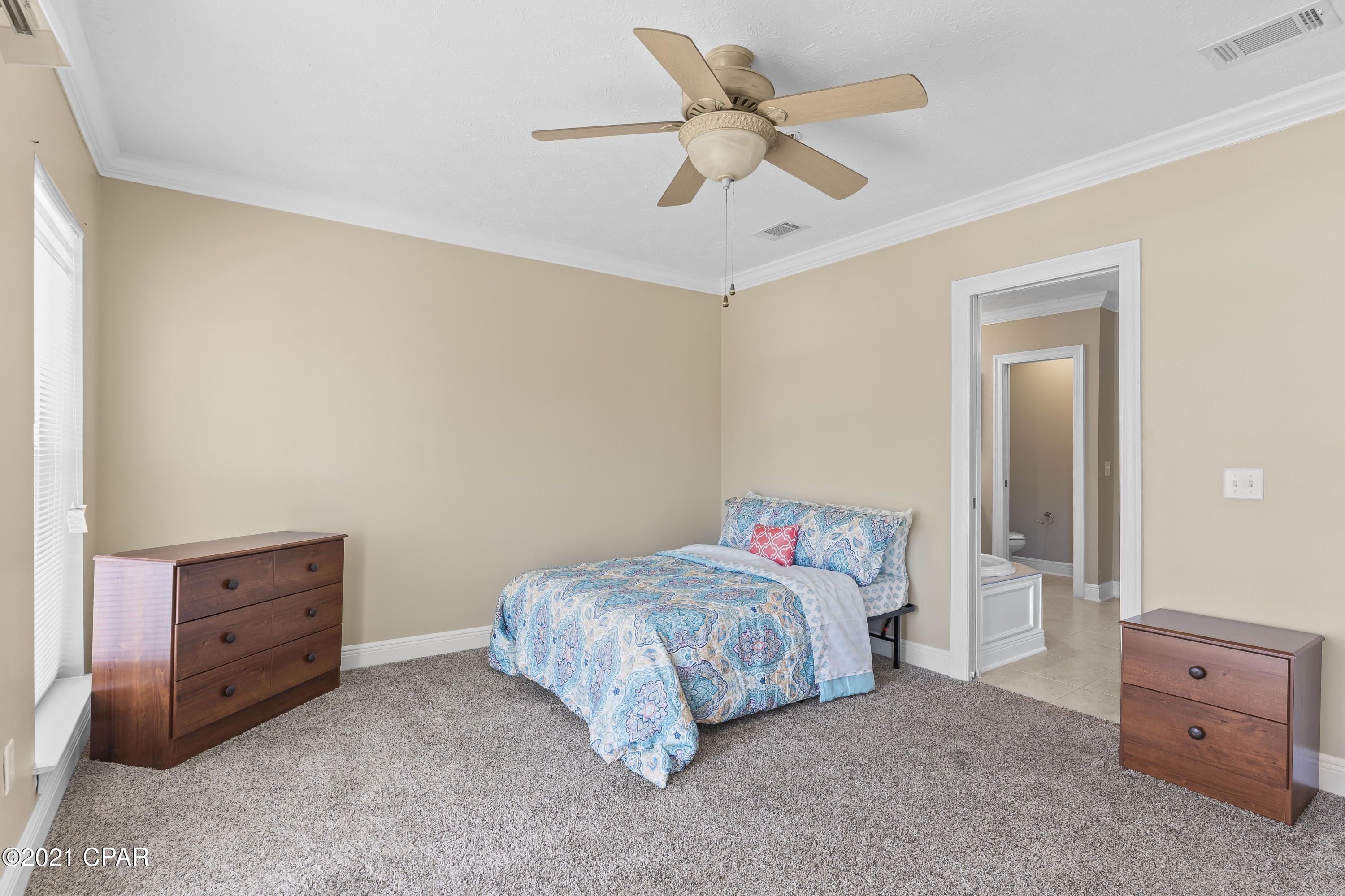 Long Beach 3rd - Residential