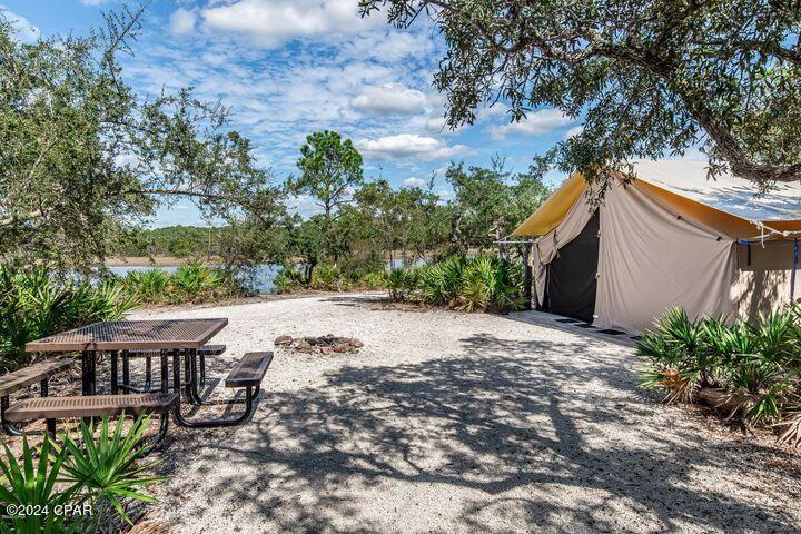 Rivercamps On Crooked Creek - Residential