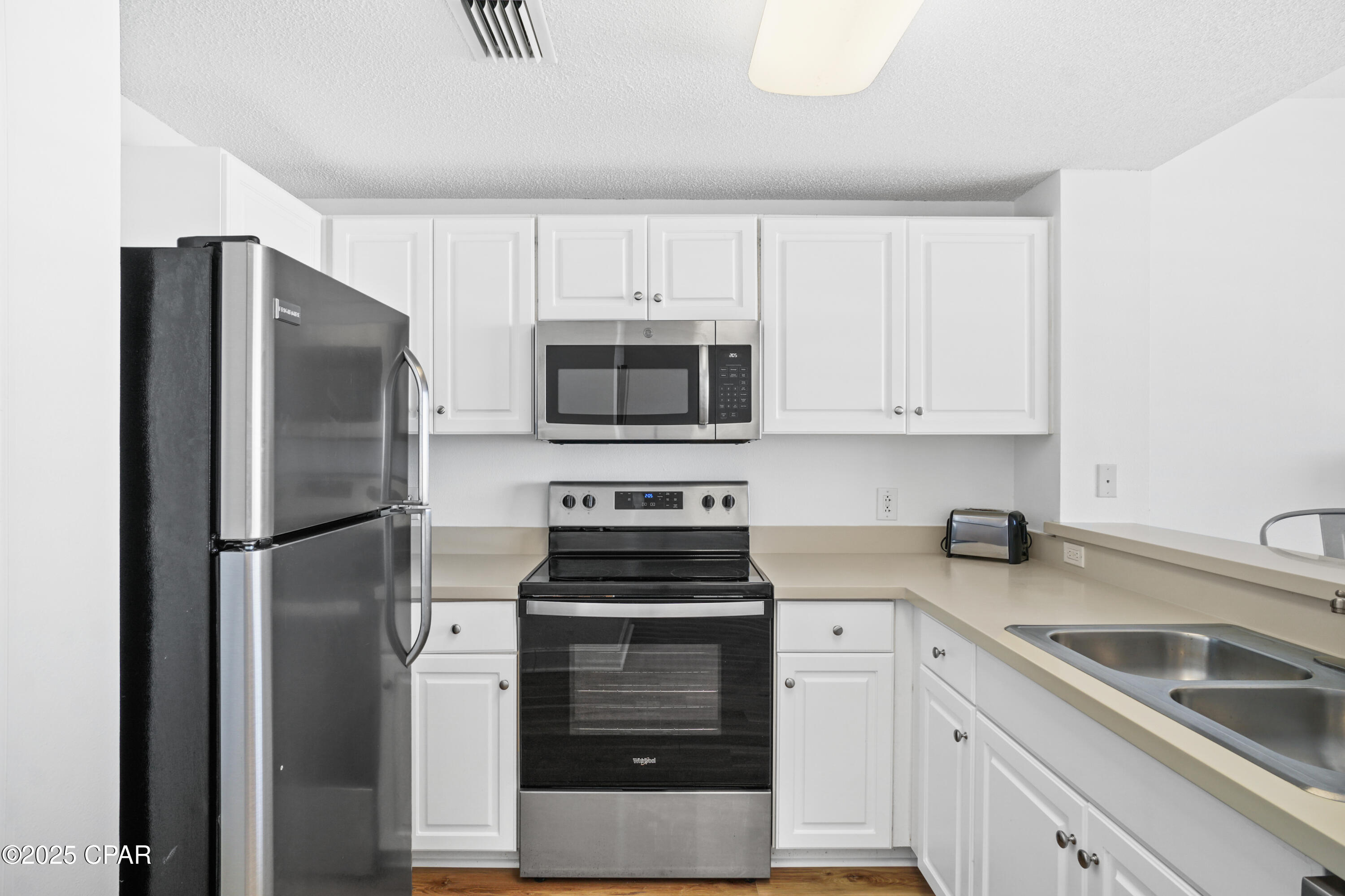 Majestic Beach Tower I - Residential