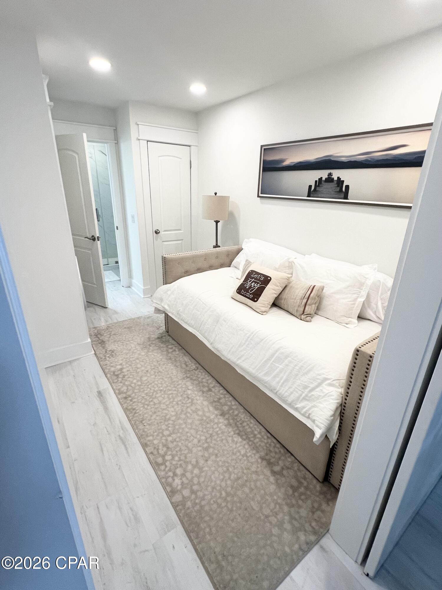 [No Recorded Subdiv] - Residential Lease