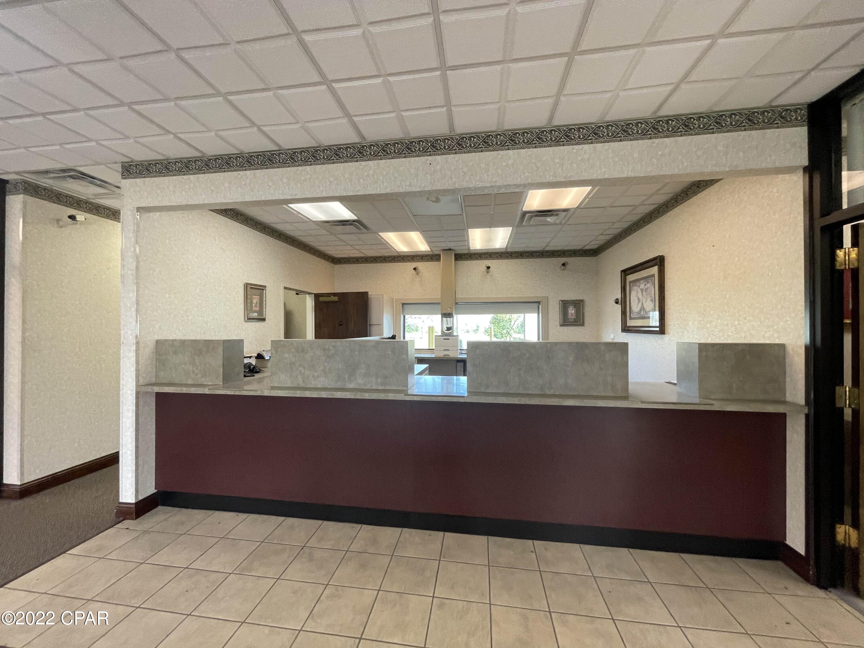 [No Recorded Subdiv] - Commercial Sale