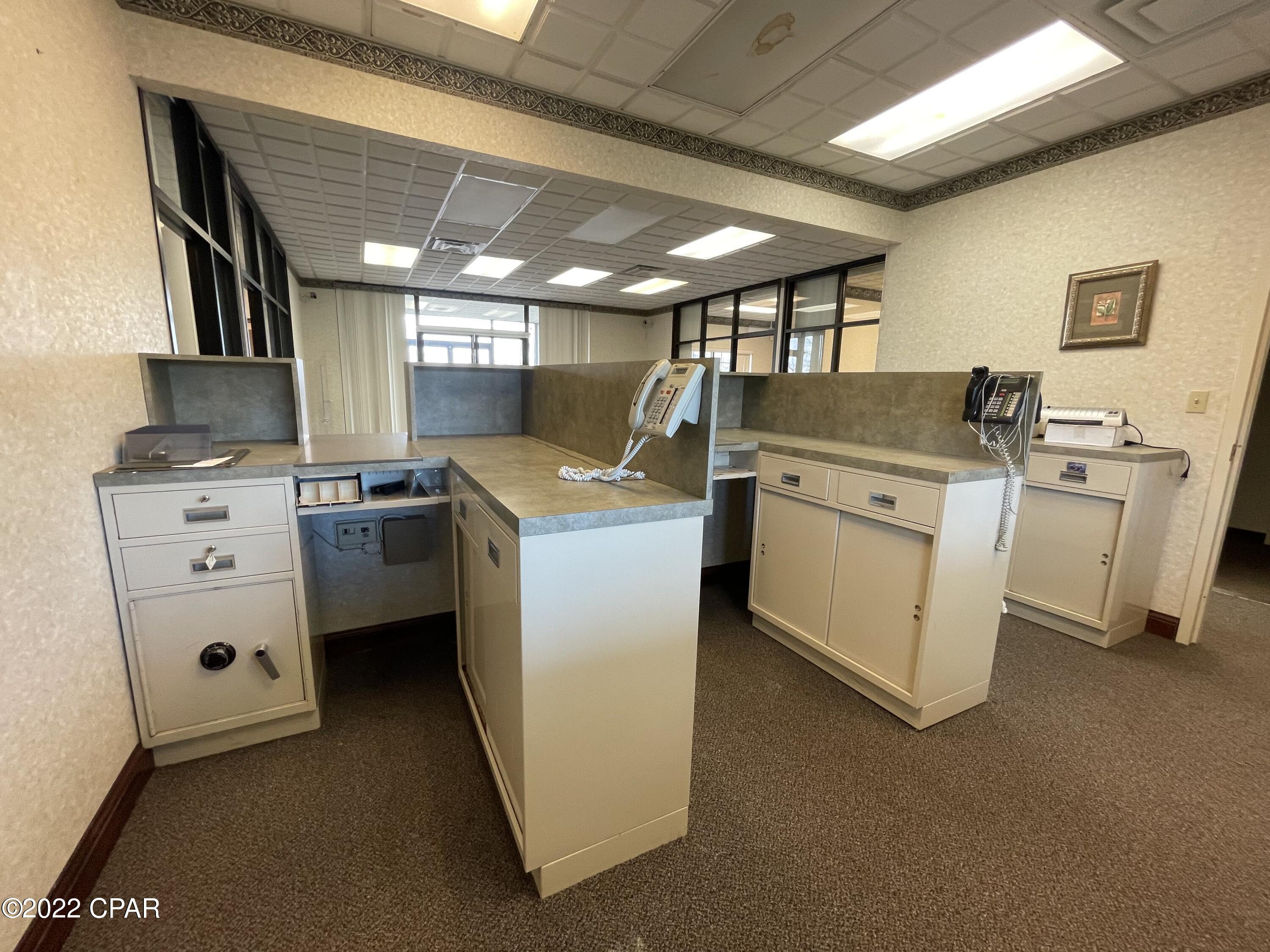 [No Recorded Subdiv] - Commercial Sale