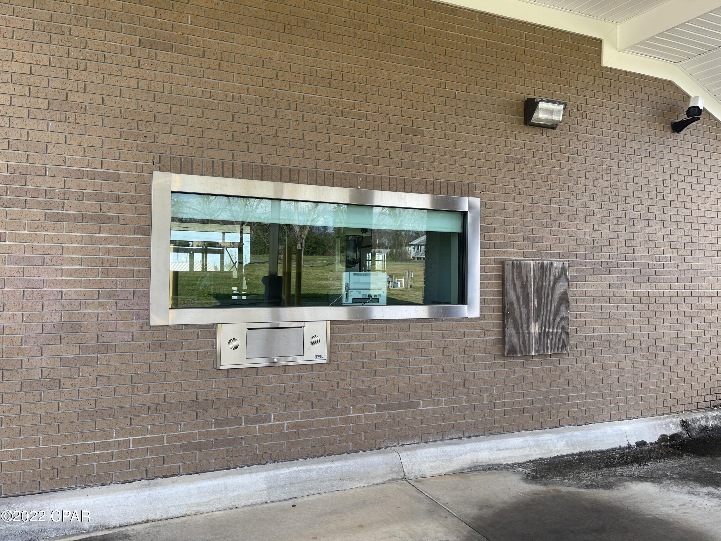 [No Recorded Subdiv] - Commercial Sale