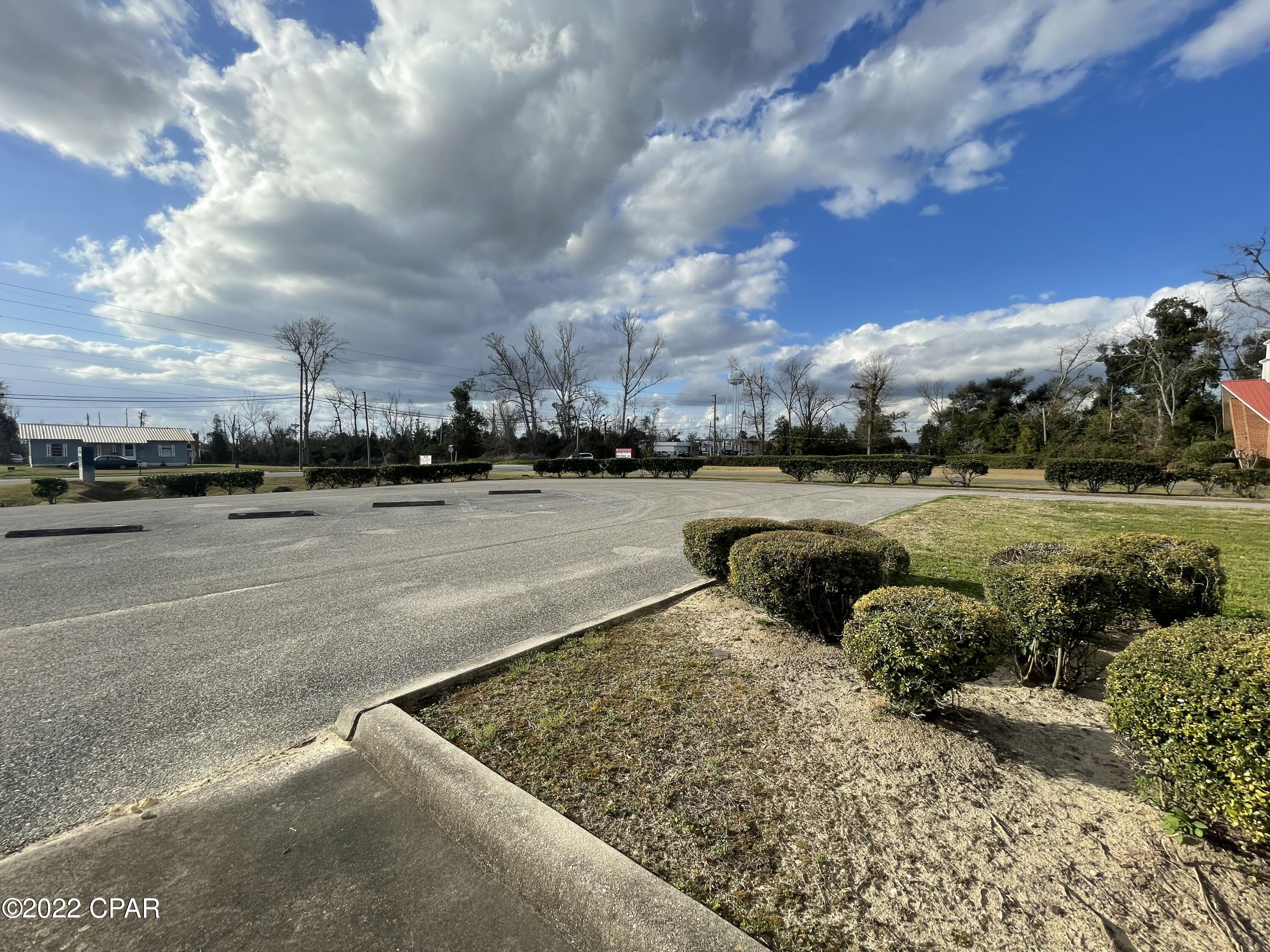 [No Recorded Subdiv] - Commercial Sale