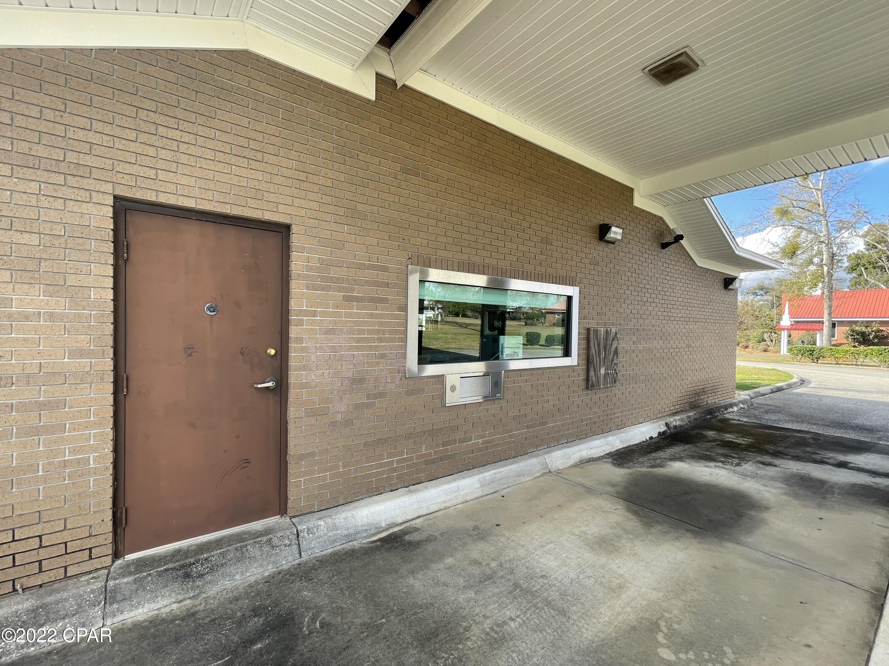 [No Recorded Subdiv] - Commercial Sale