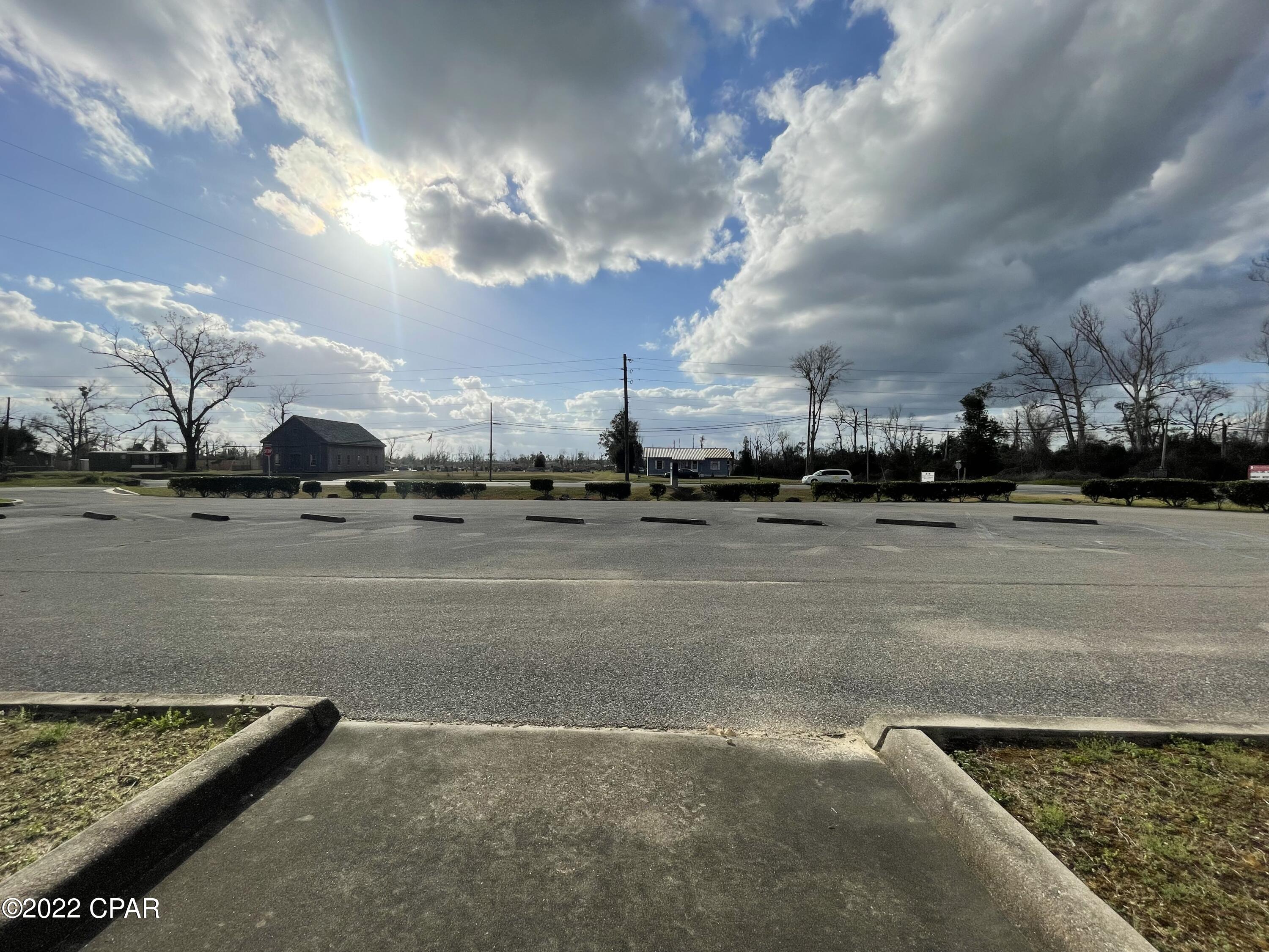 [No Recorded Subdiv] - Commercial Sale