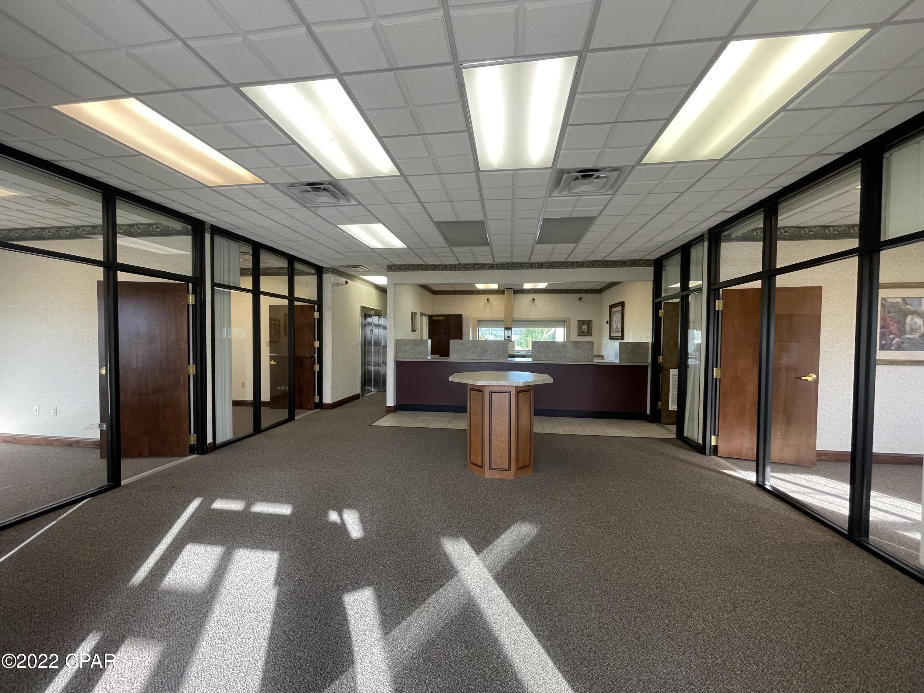 [No Recorded Subdiv] - Commercial Sale