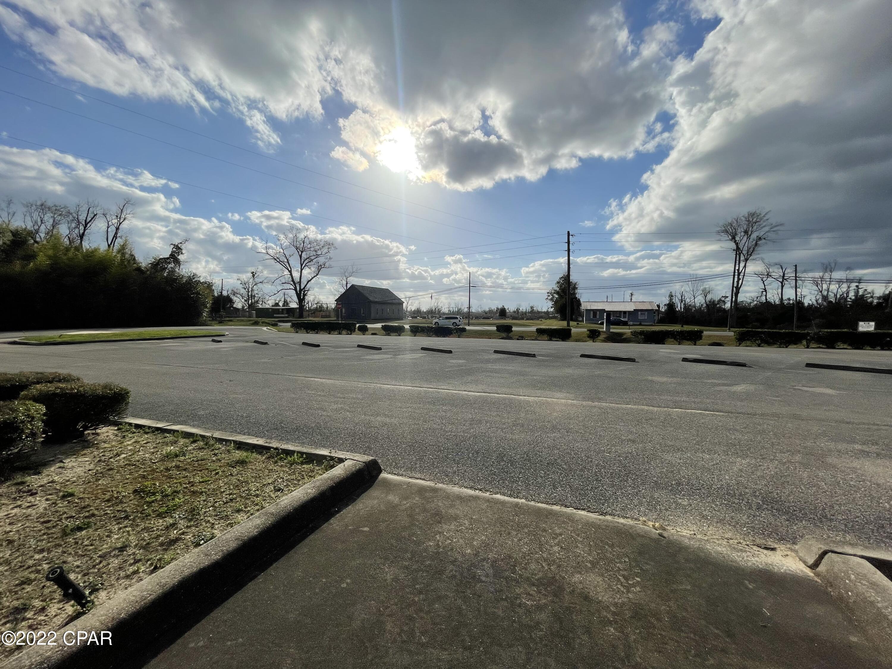 [No Recorded Subdiv] - Commercial Sale