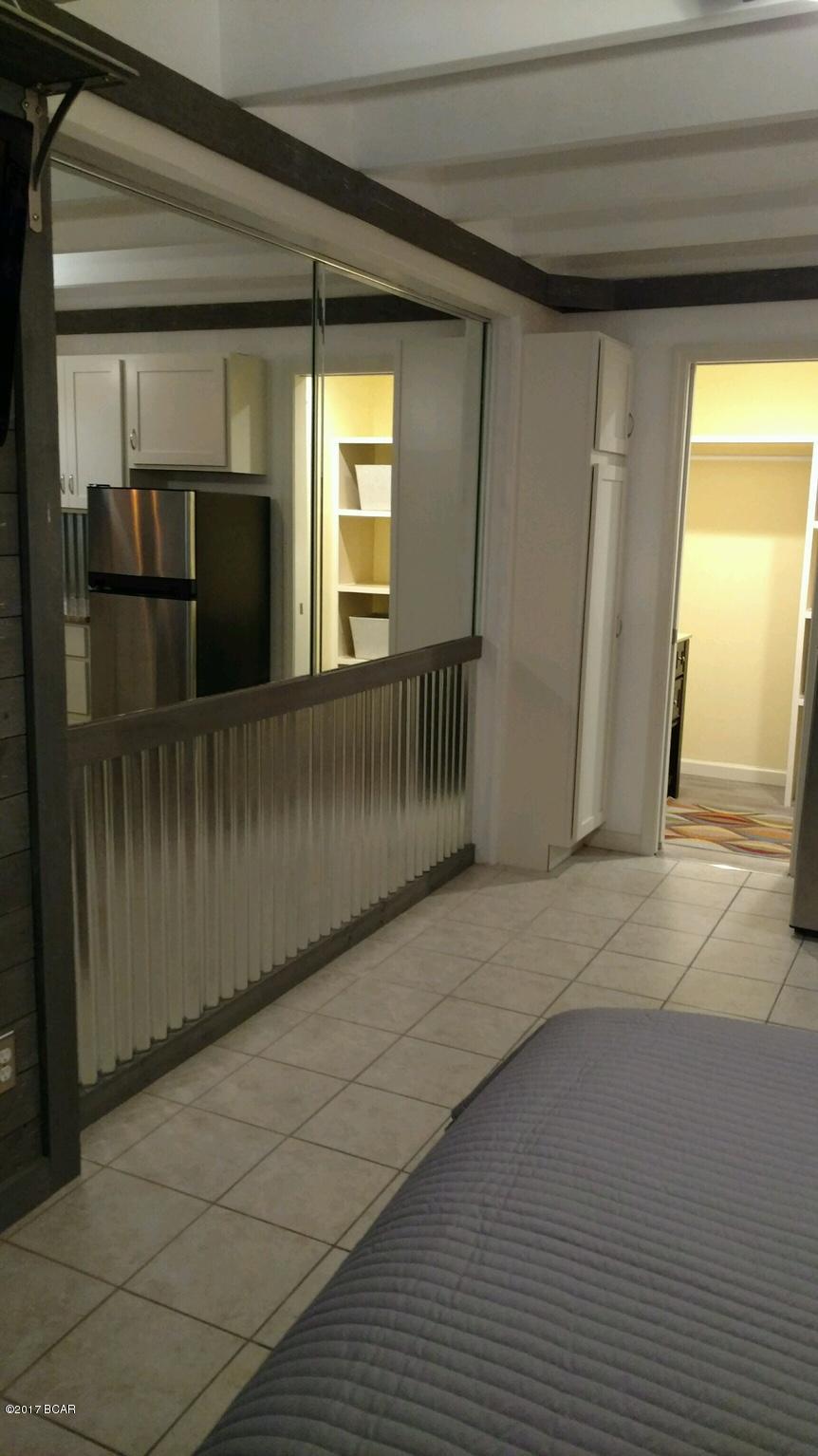 Fontainebleau Terrace - Residential