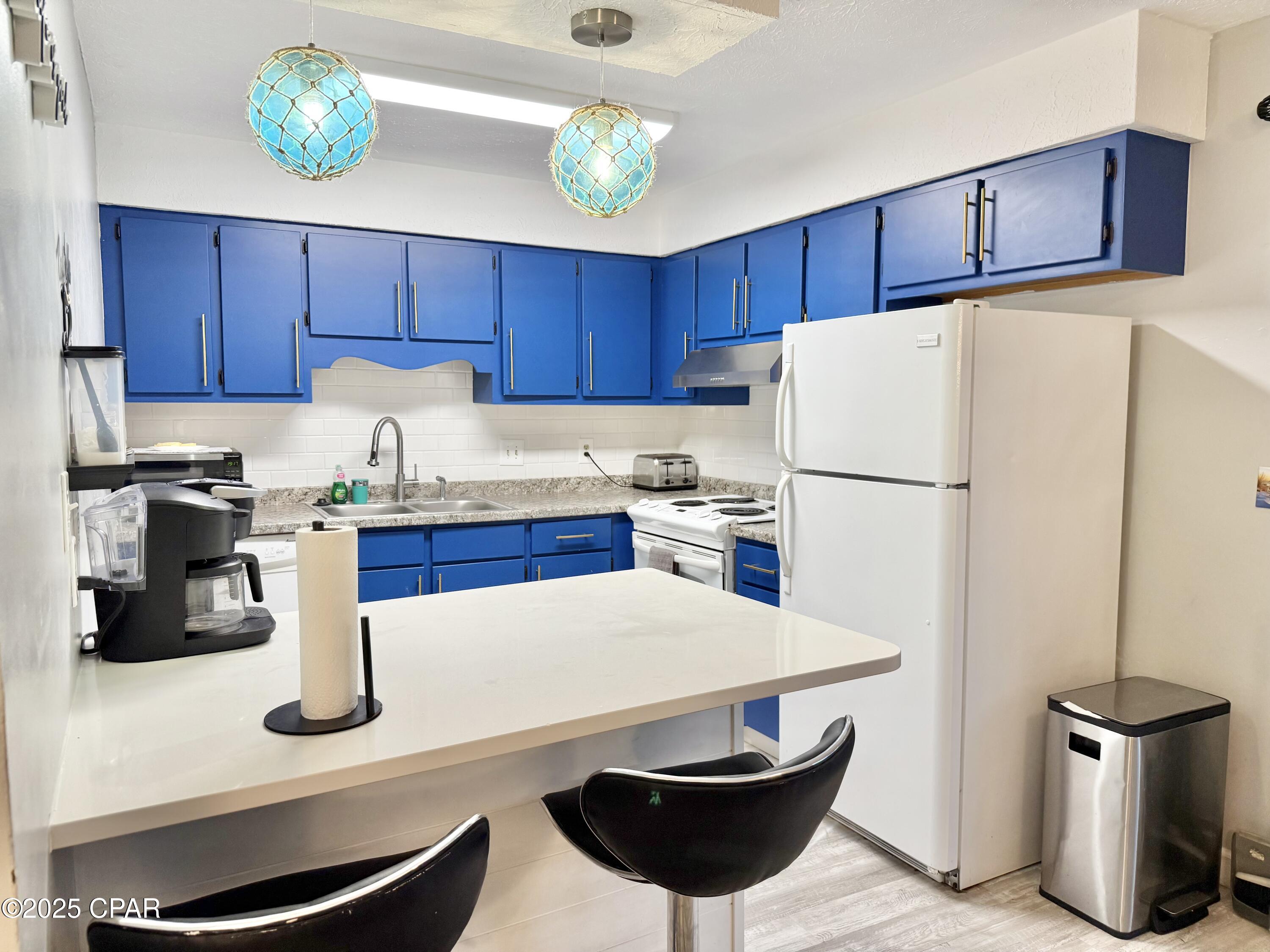 Holiday Beach Unit 14 - Residential