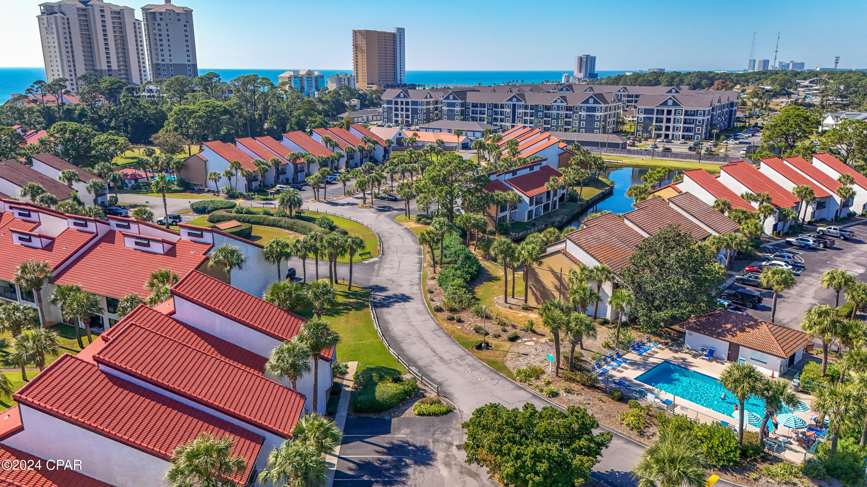 Edgewater Golf Villas 6 B - Residential