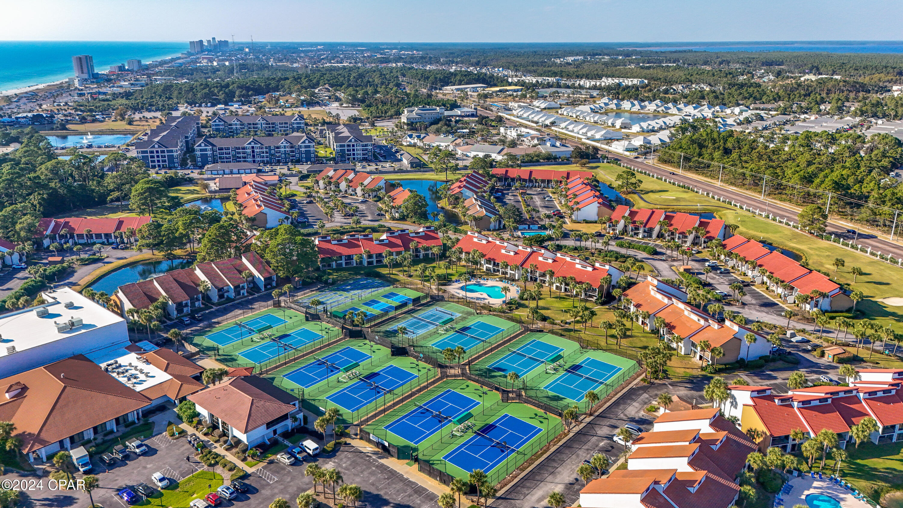 Edgewater Golf Villas 6 B - Residential