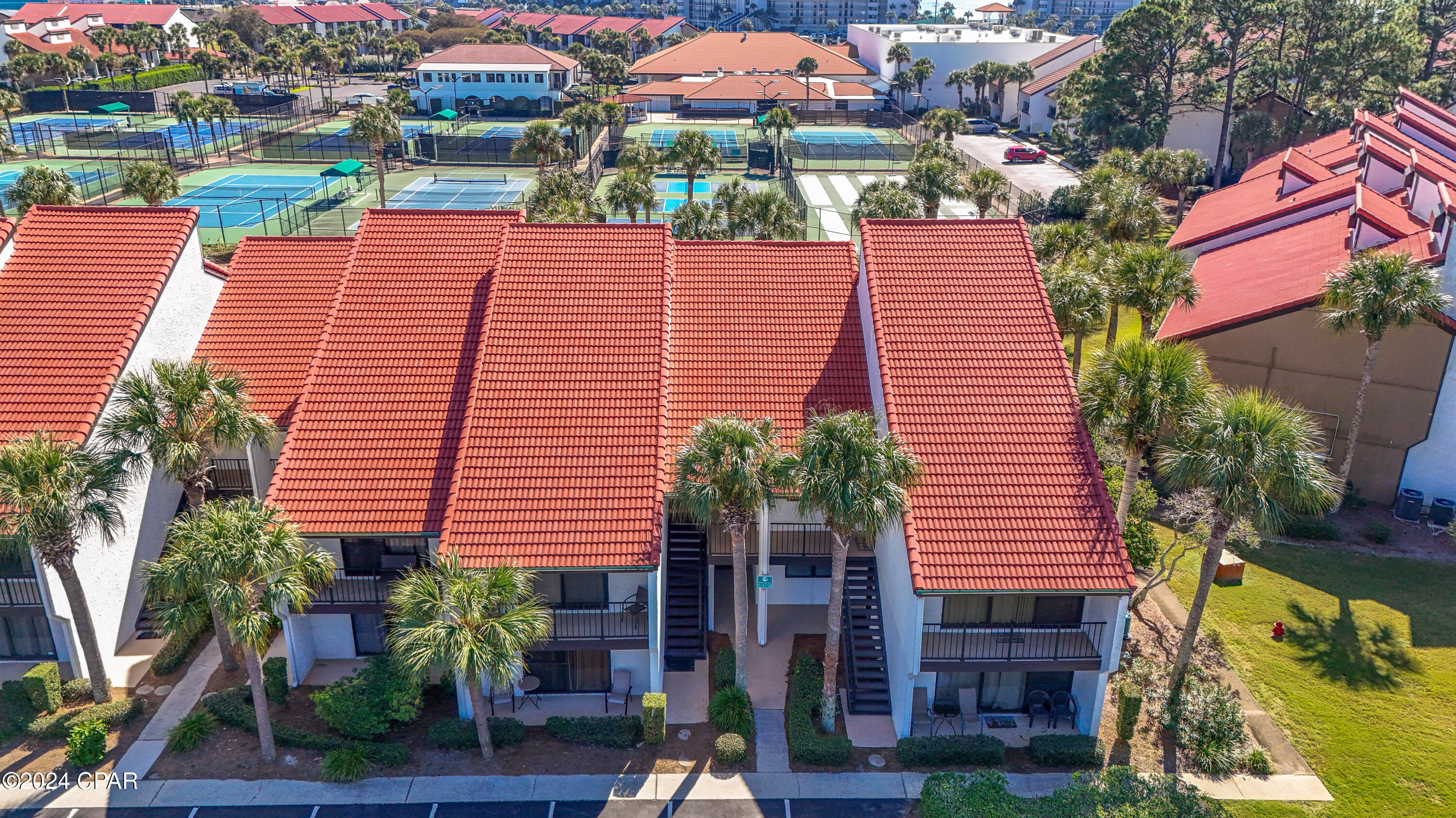 Edgewater Golf Villas 6 B - Residential