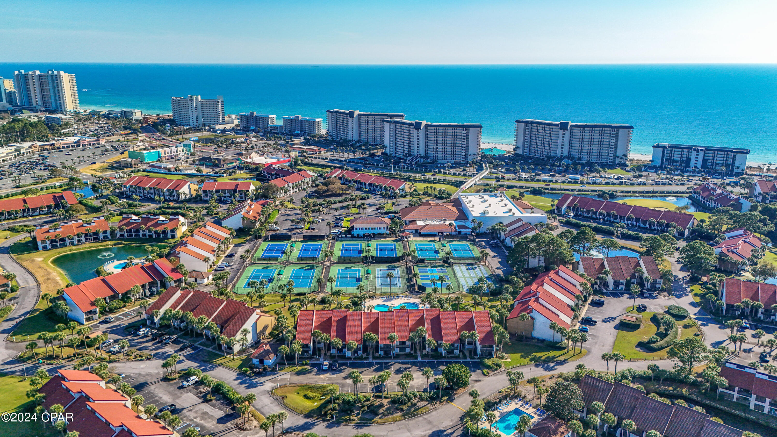 Edgewater Golf Villas 6 B - Residential