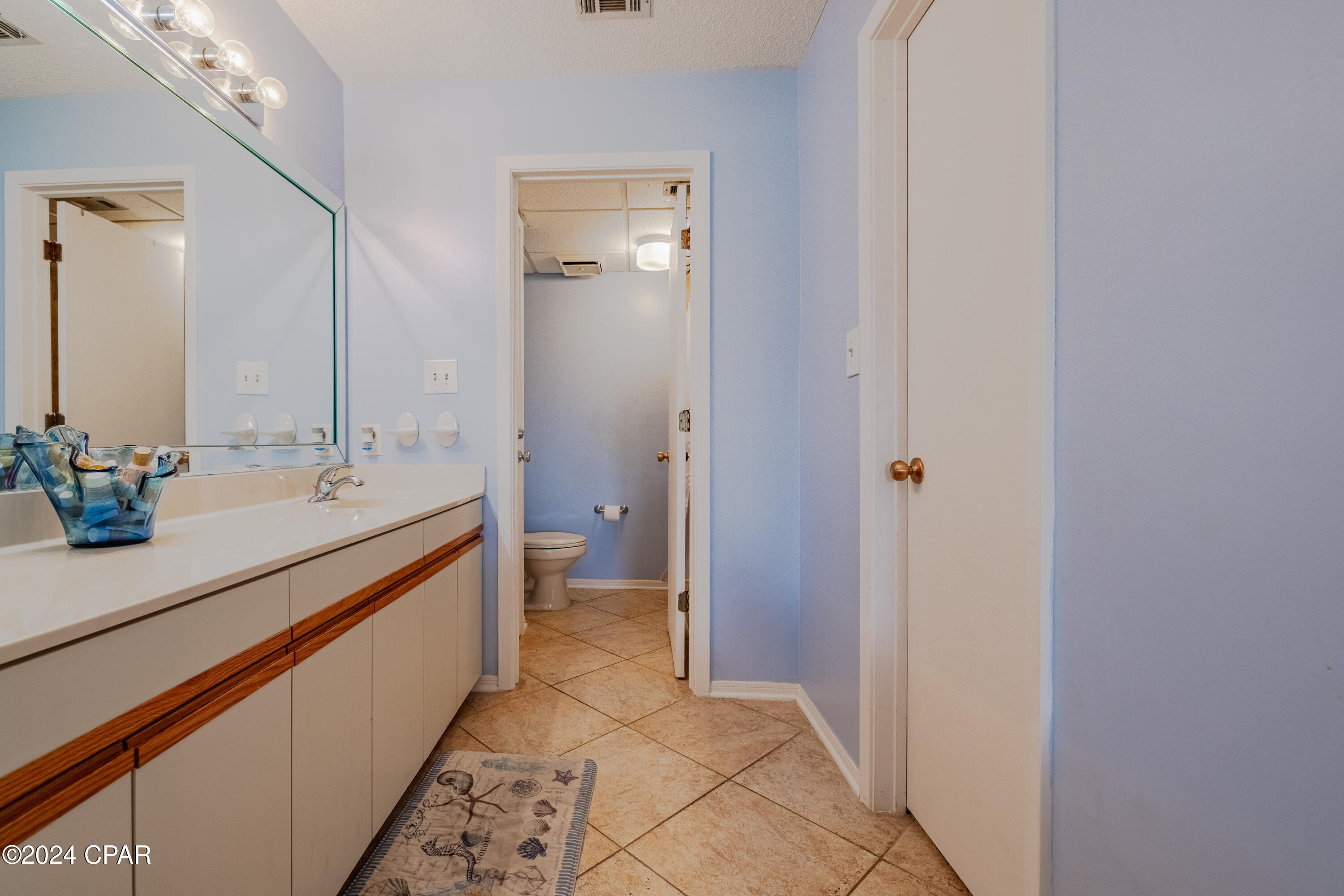 Edgewater Golf Villas 6 B - Residential