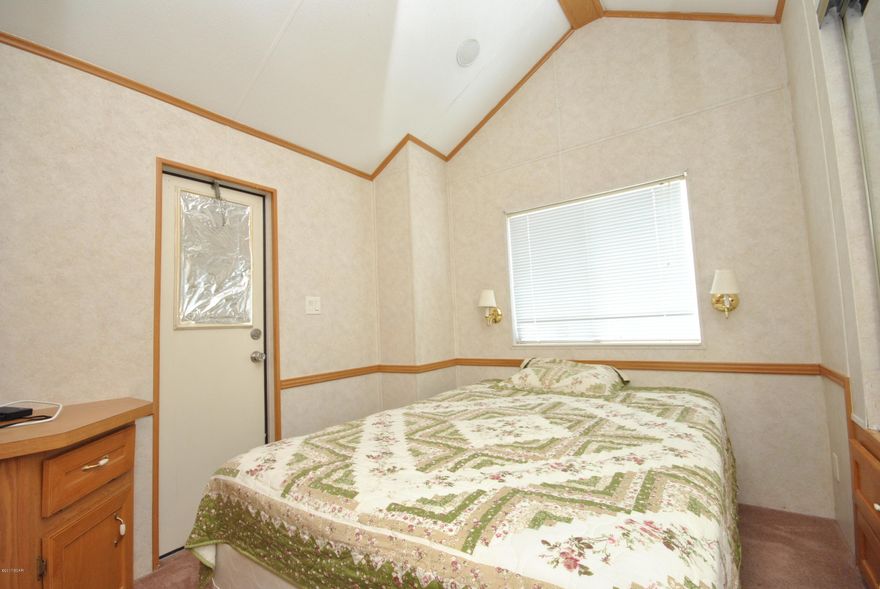 Emerald Point Resort is the perfect place to buy a piece of paradise for and afore able price. Close to grocery stores, shopping and of course the beach. The complex has all the amenities that a resort condo needs, multiple pools and hot tubs some are heated. Fitness room, owners lounge and party/meeting hall, playground, walking and biking, fishing pond, shuffle board area also golf cart friendly. Onsite office