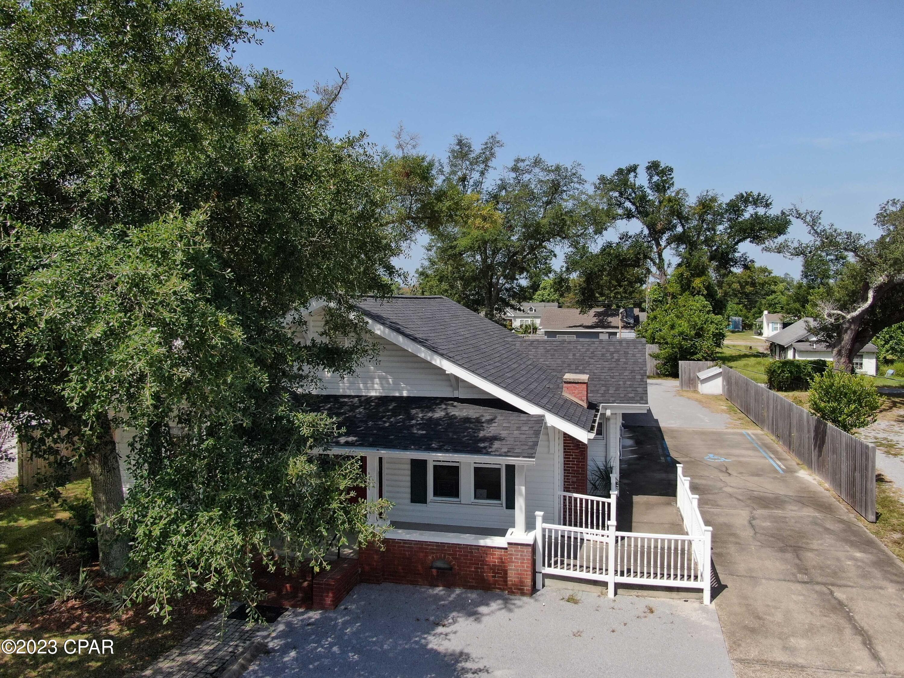 [No Recorded Subdiv] - Commercial Sale