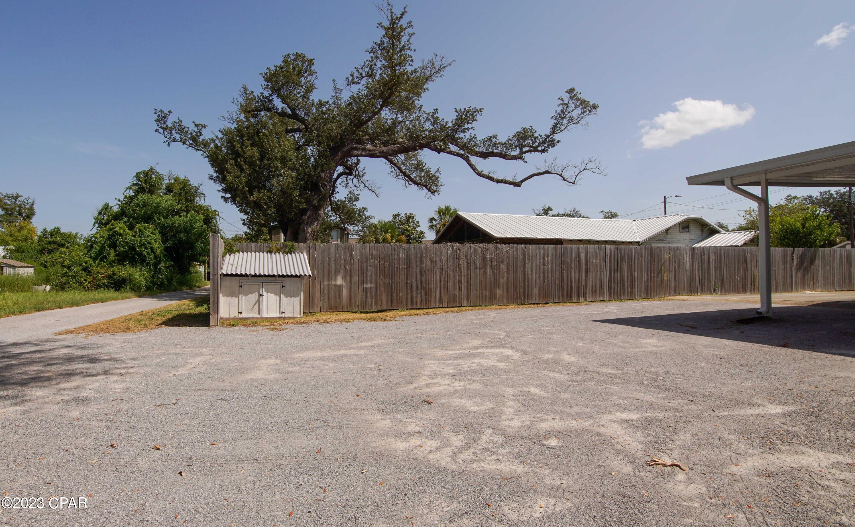 [No Recorded Subdiv] - Commercial Sale