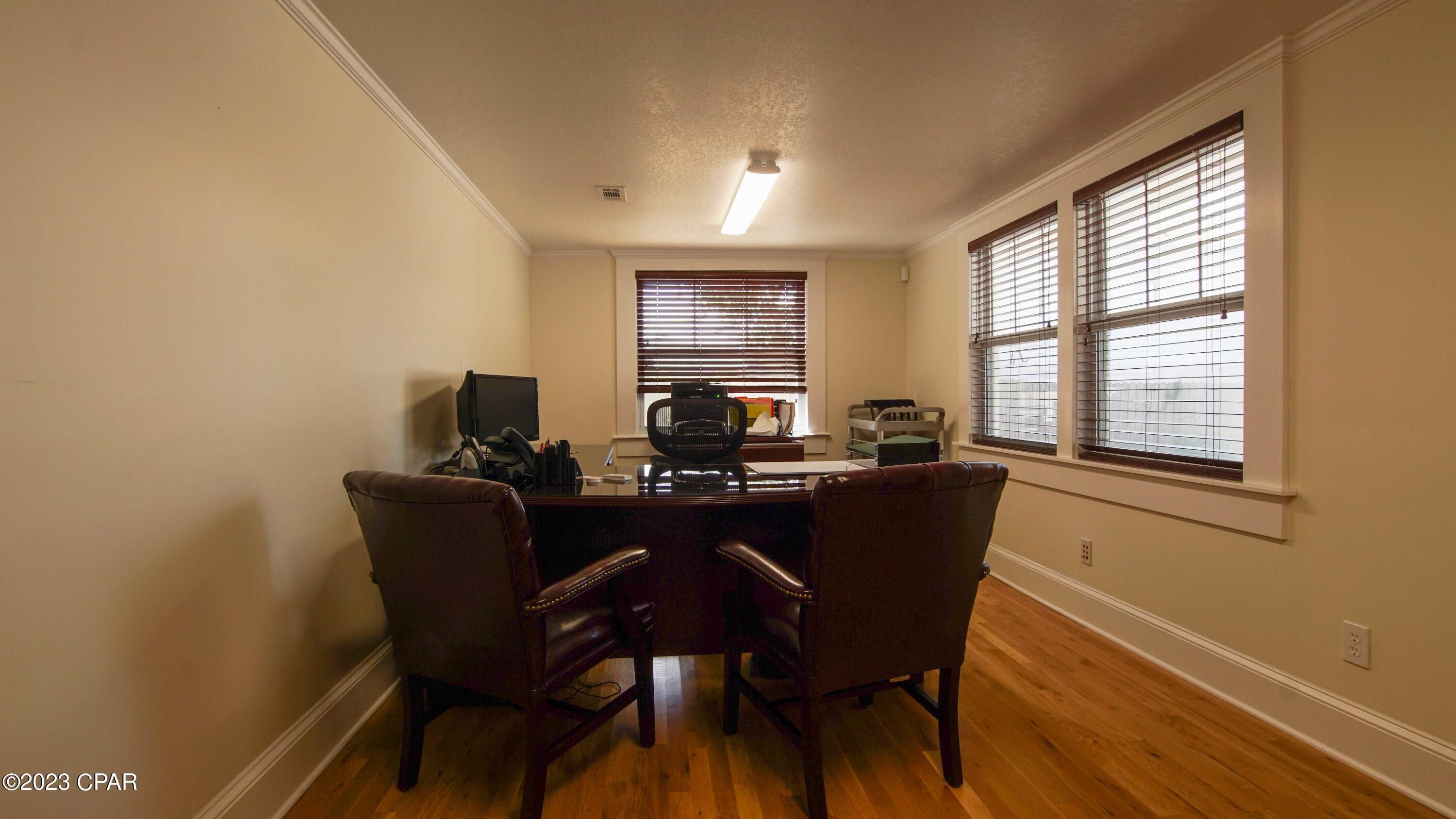 [No Recorded Subdiv] - Commercial Sale