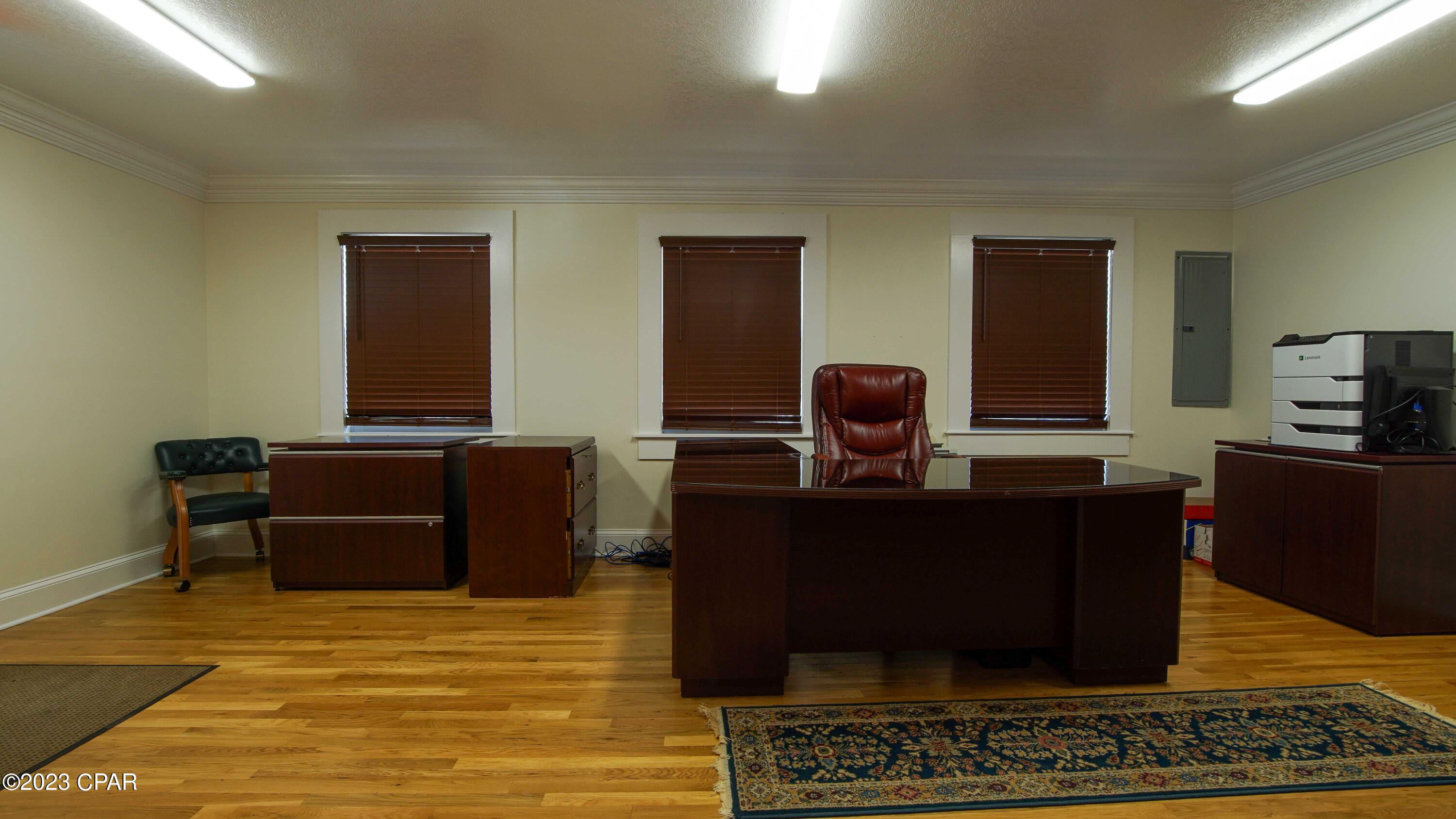 [No Recorded Subdiv] - Commercial Sale