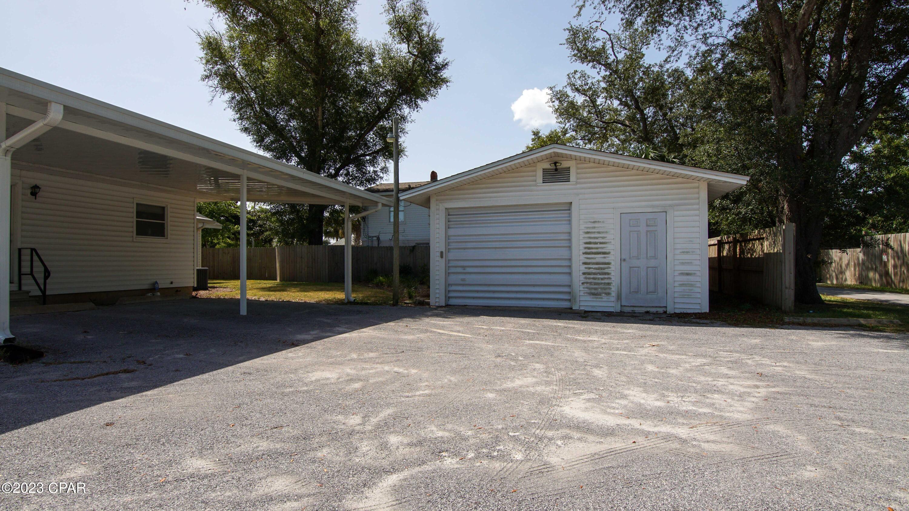 [No Recorded Subdiv] - Commercial Sale