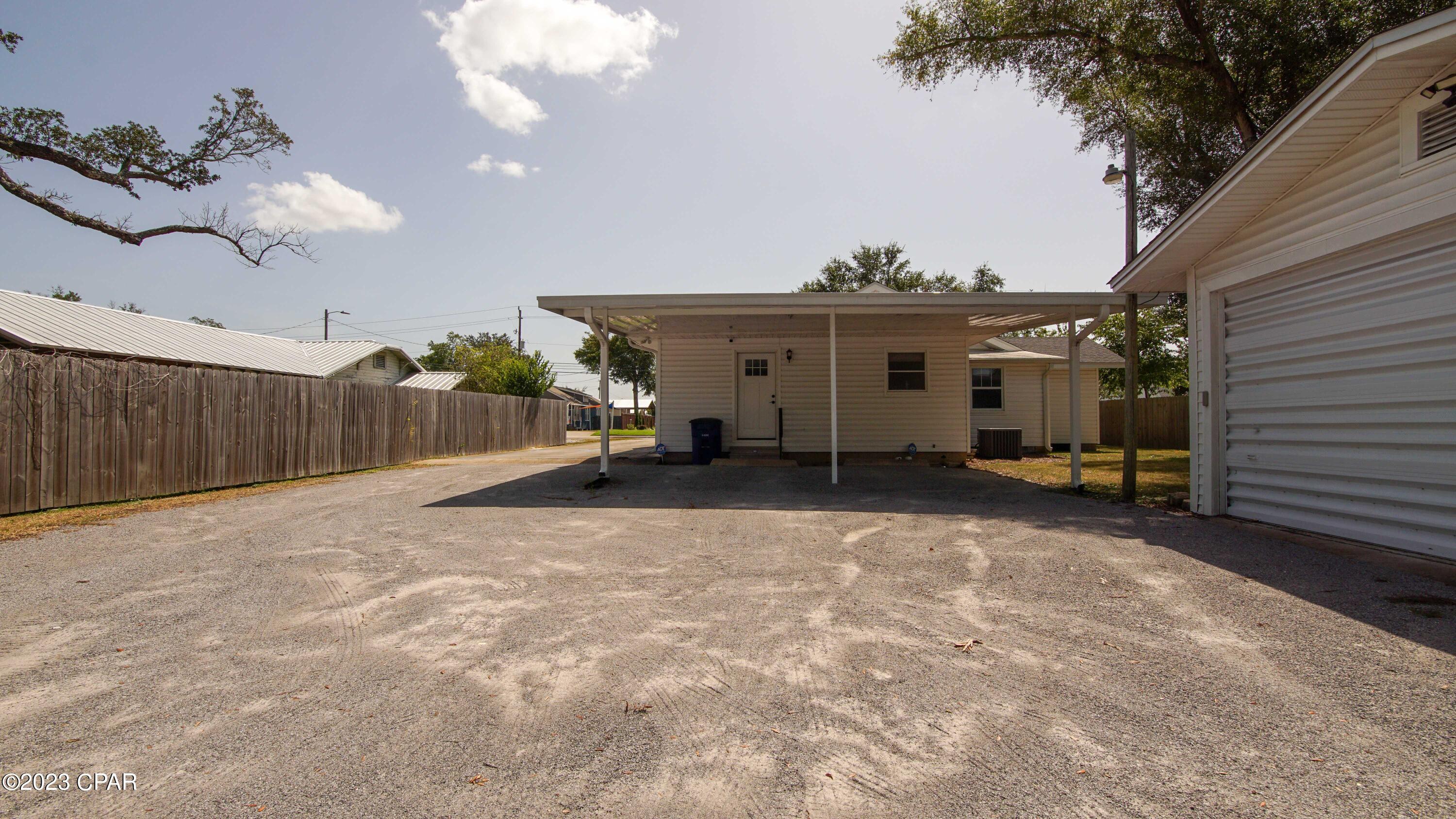 [No Recorded Subdiv] - Commercial Sale