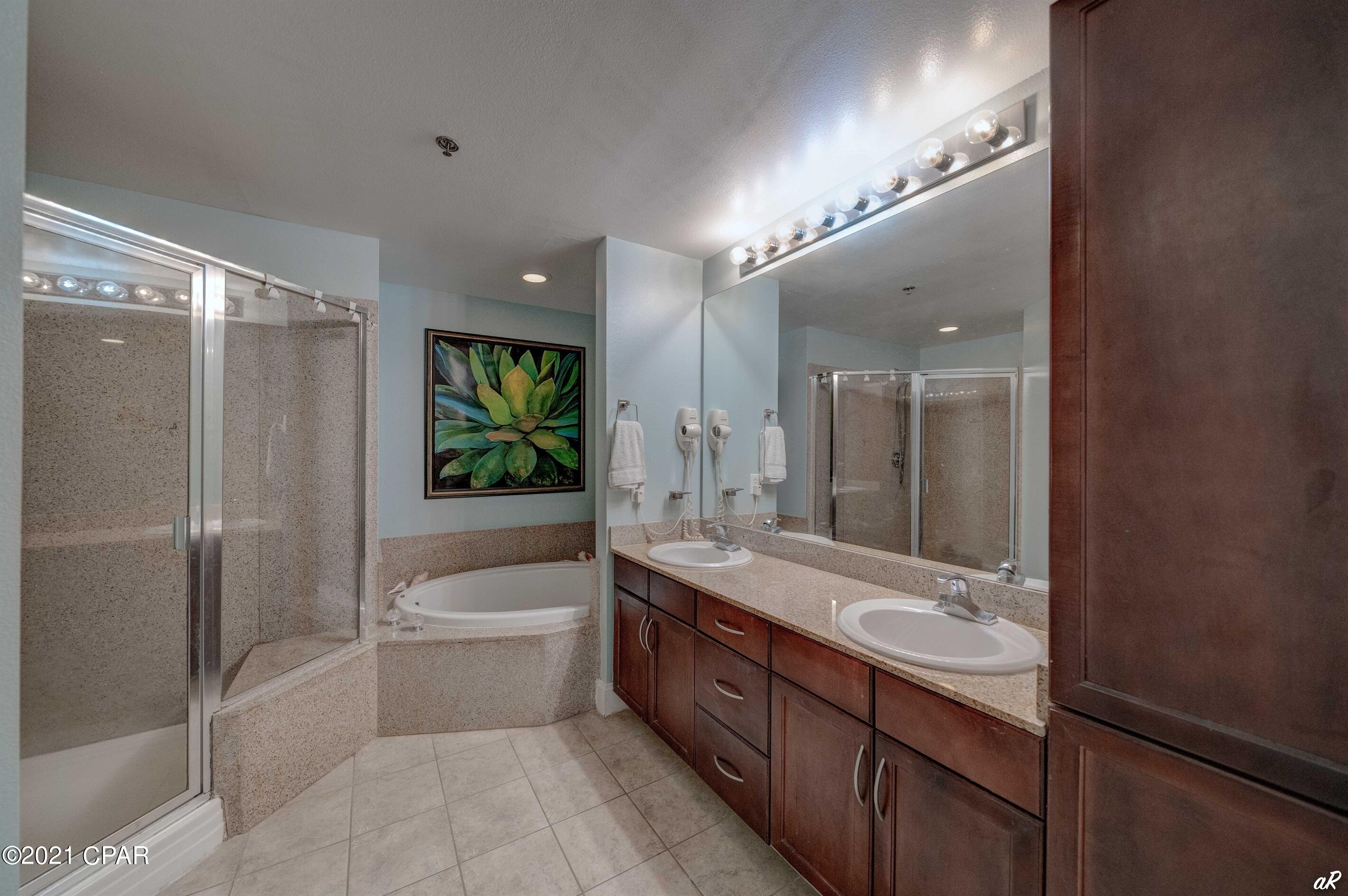 Laketown Wharf Phase II - Residential