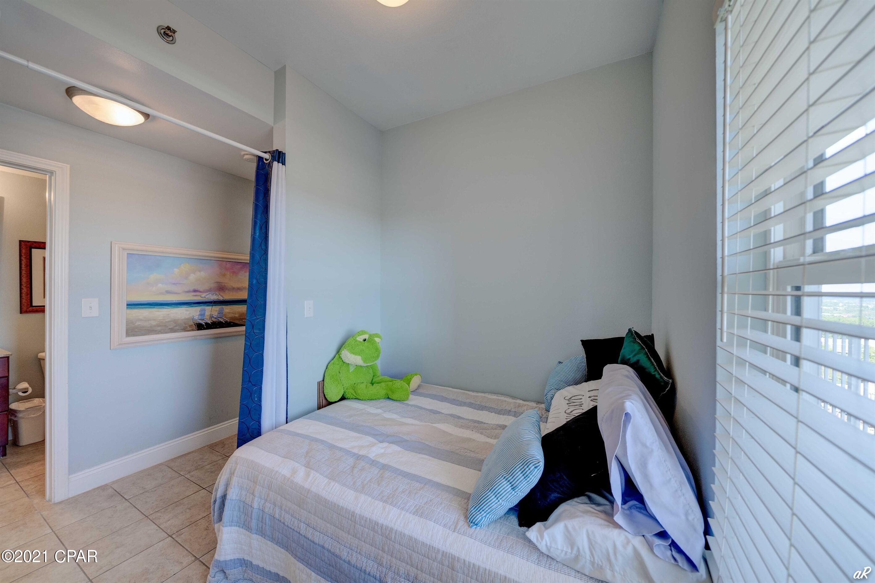 Laketown Wharf Phase II - Residential