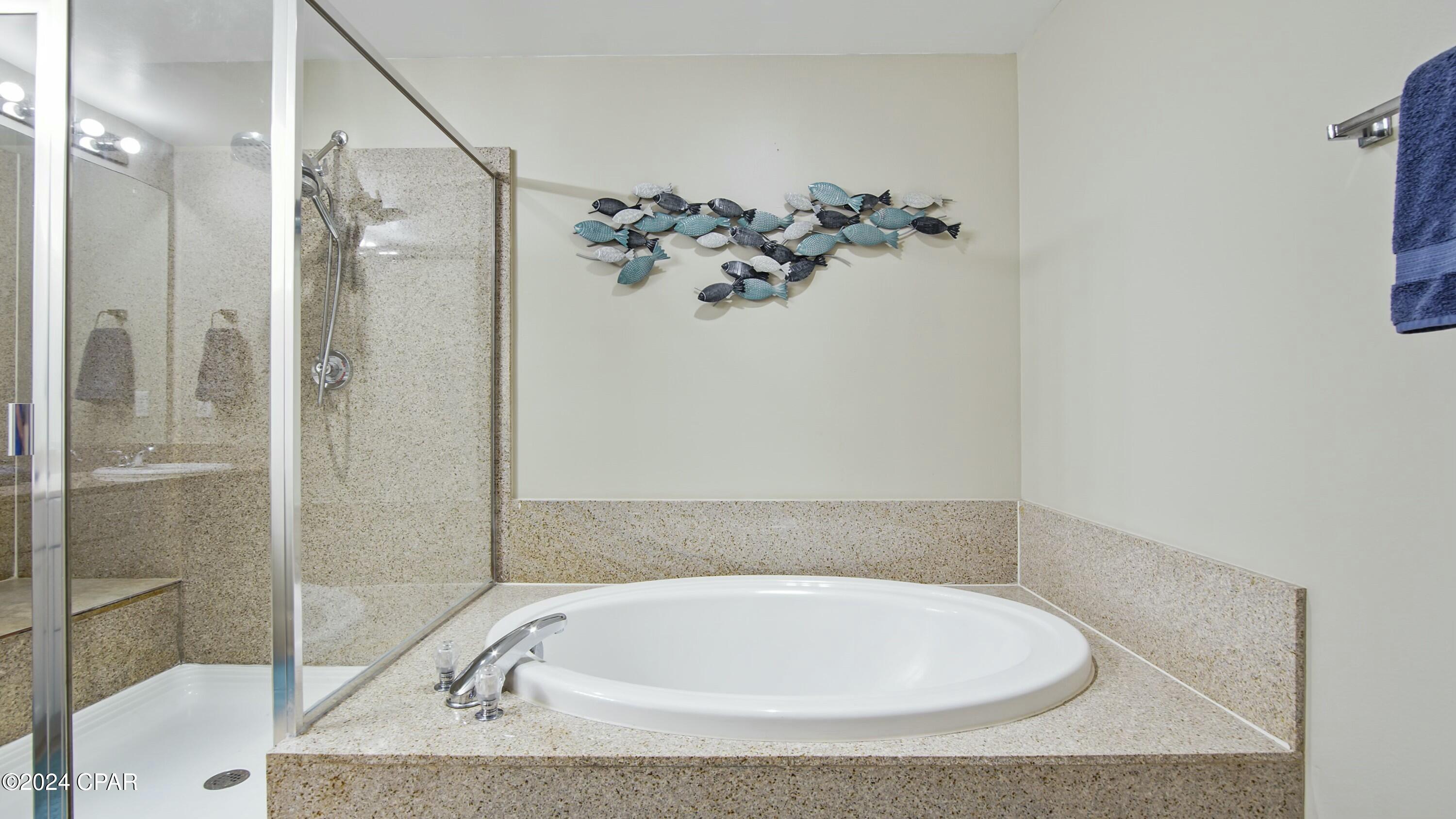 Laketown Wharf - Residential