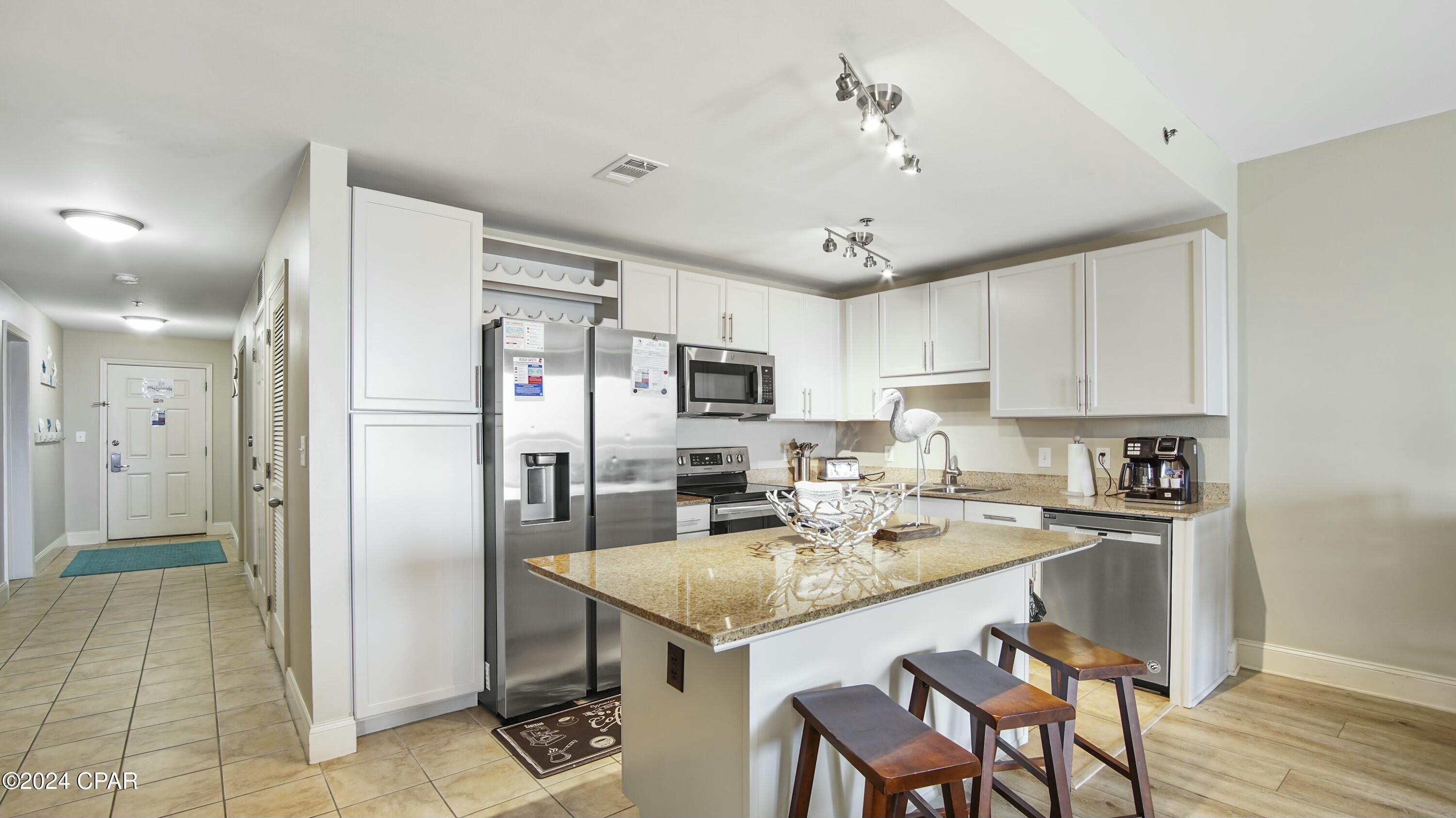 Laketown Wharf - Residential