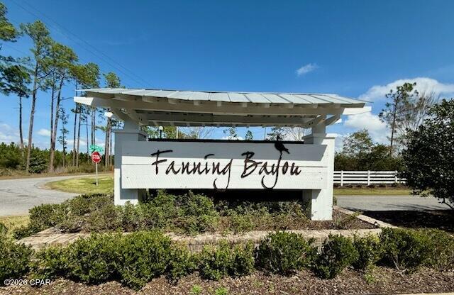 Fanning Bayou - Residential