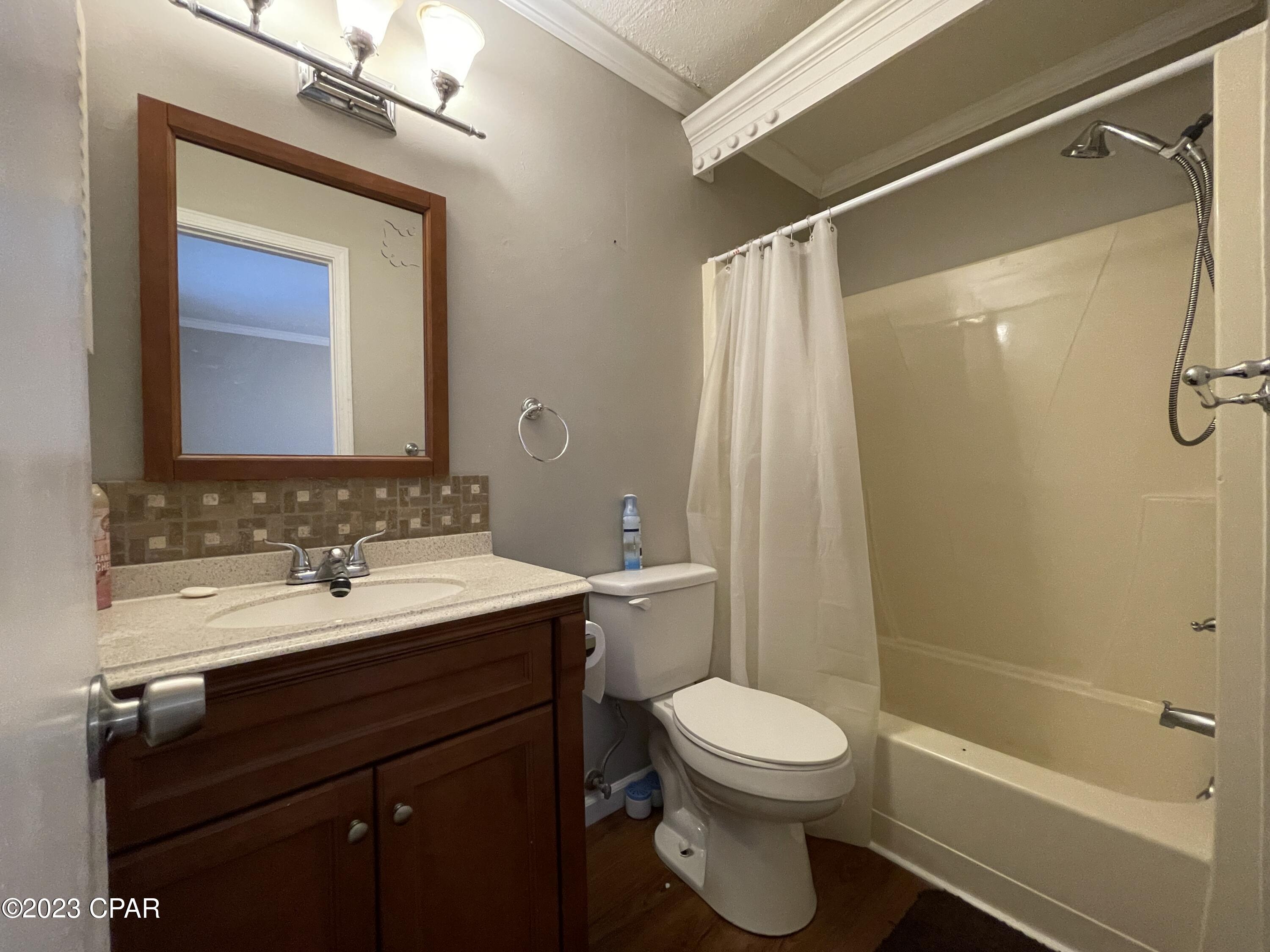 Treasure Cove Unit 1 - Residential Lease