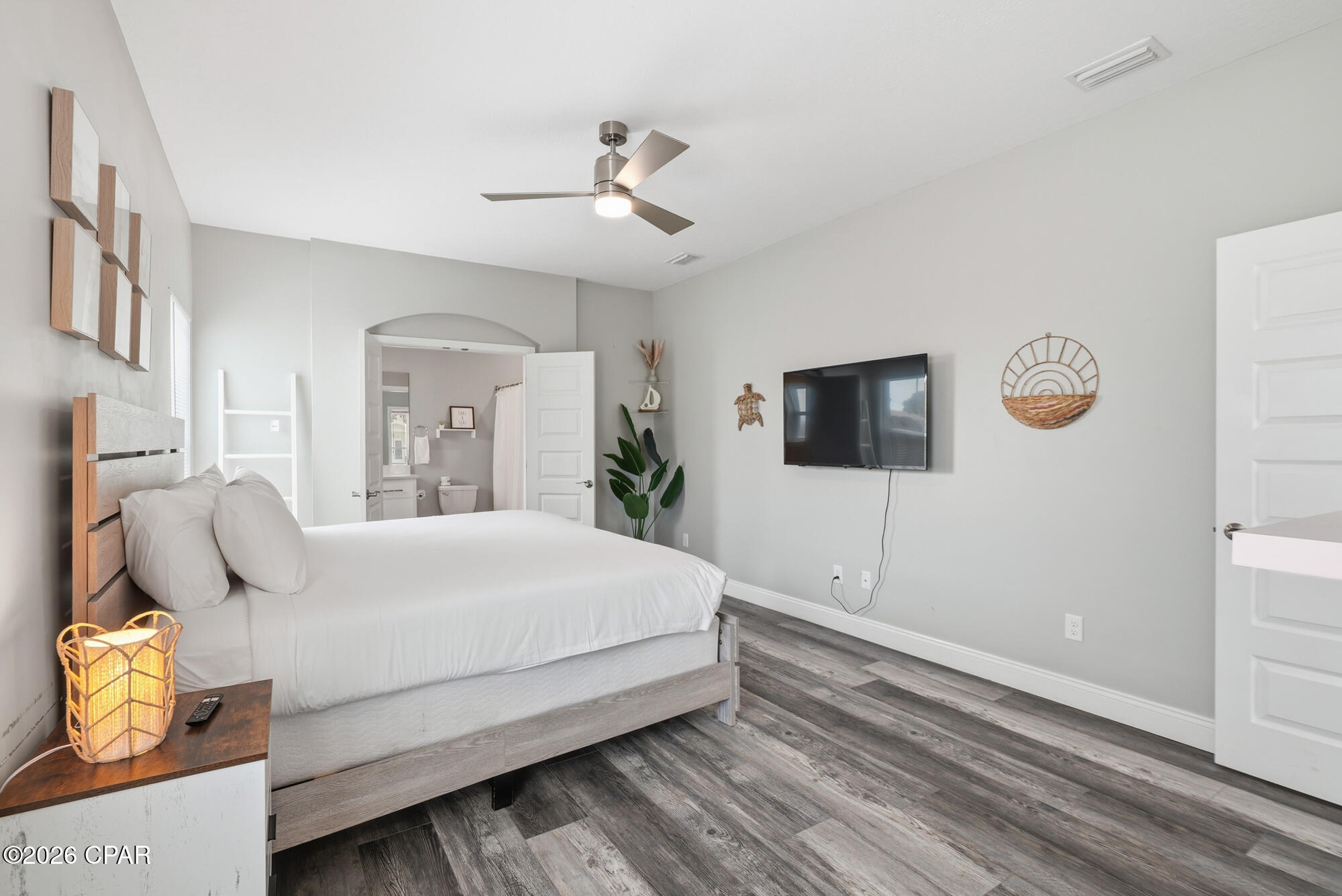 Biltmore Beach 1st Add - Residential