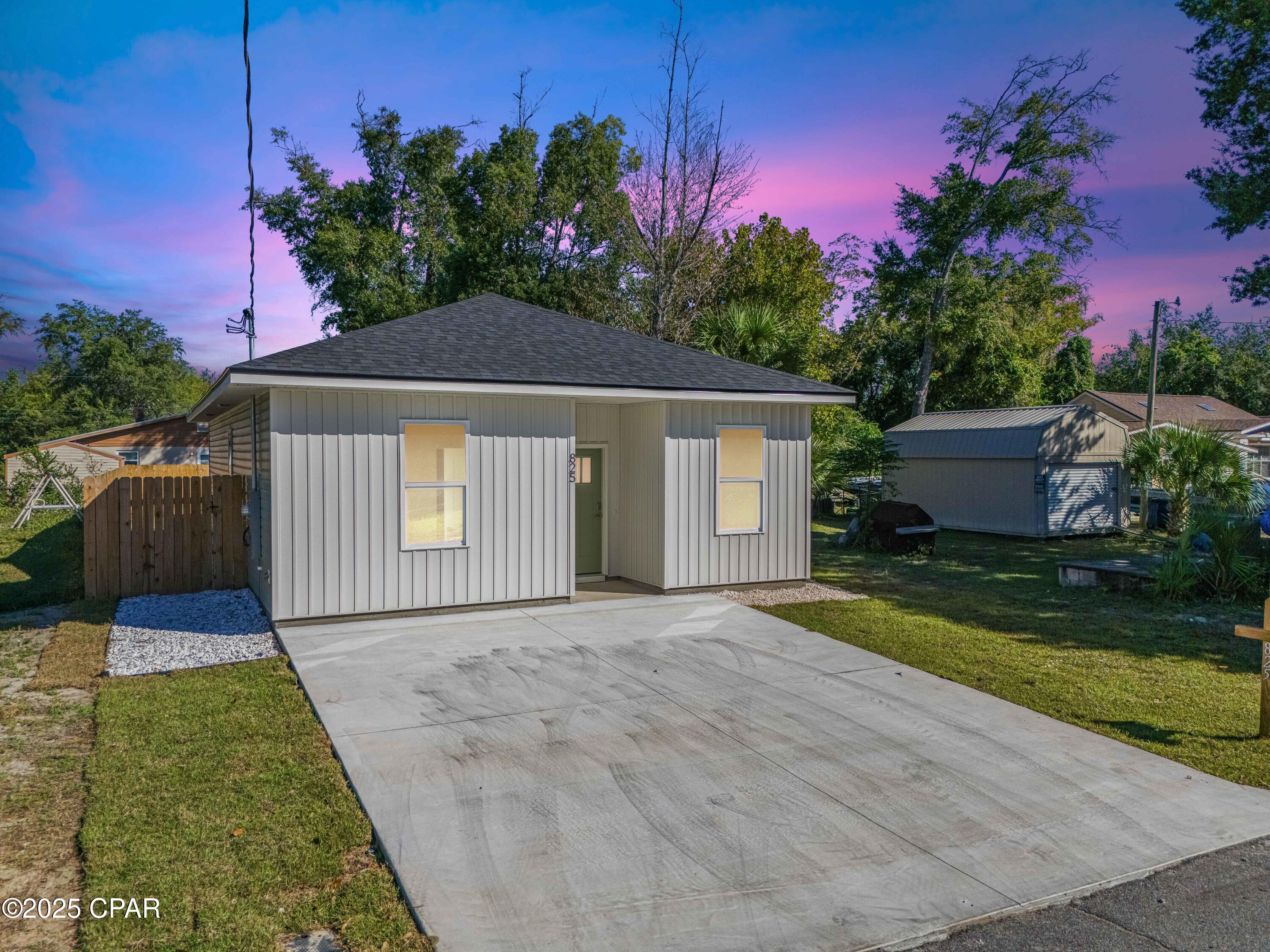 [No Recorded Subdiv] - Residential