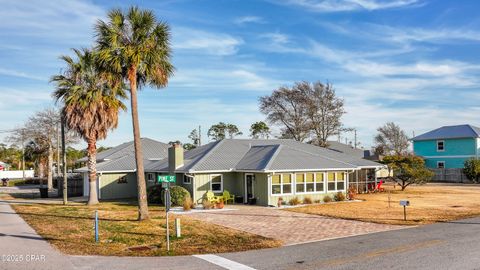 A home in Mexico Beach