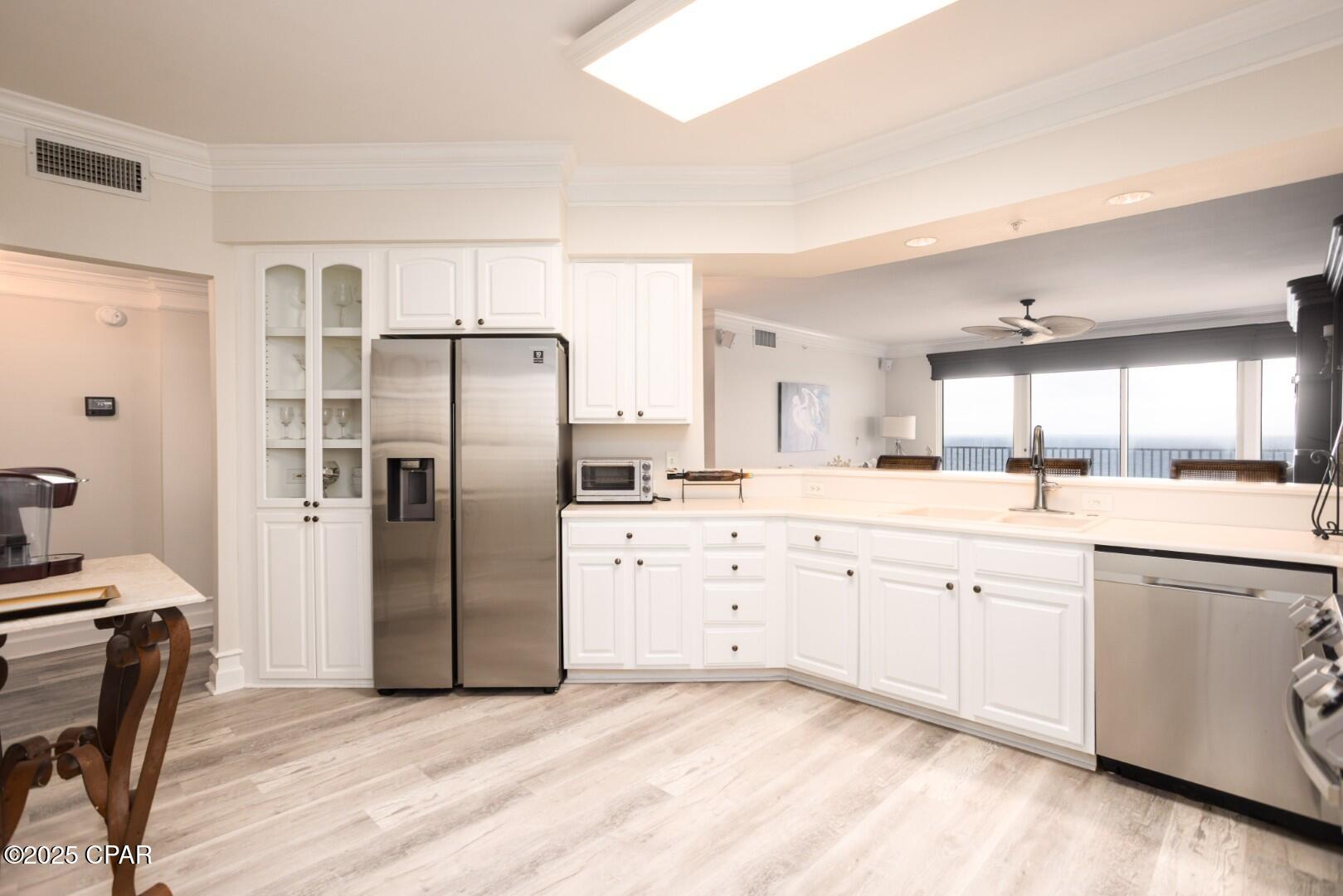 Grande Surf Club Condo - Residential