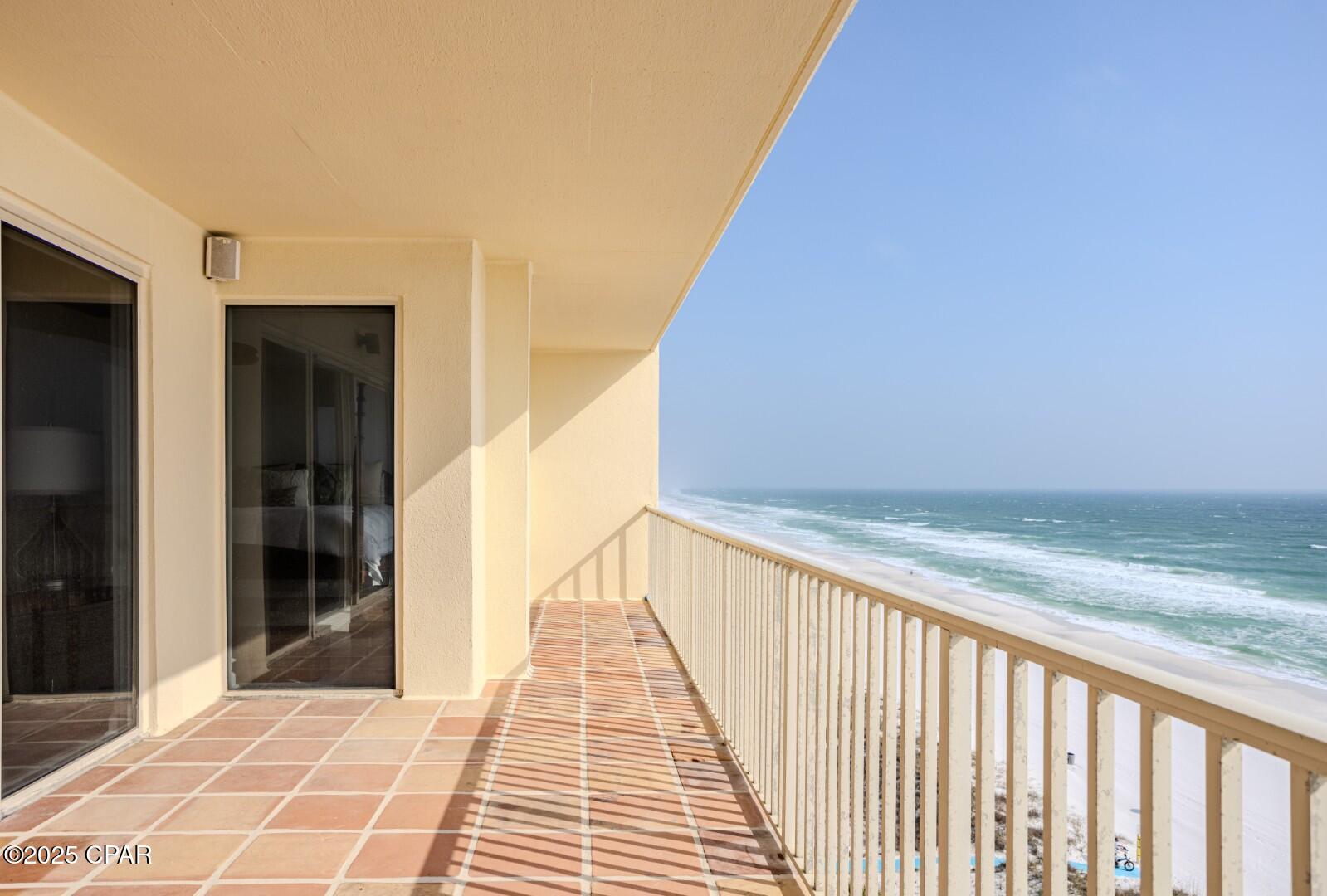Grande Surf Club Condo - Residential