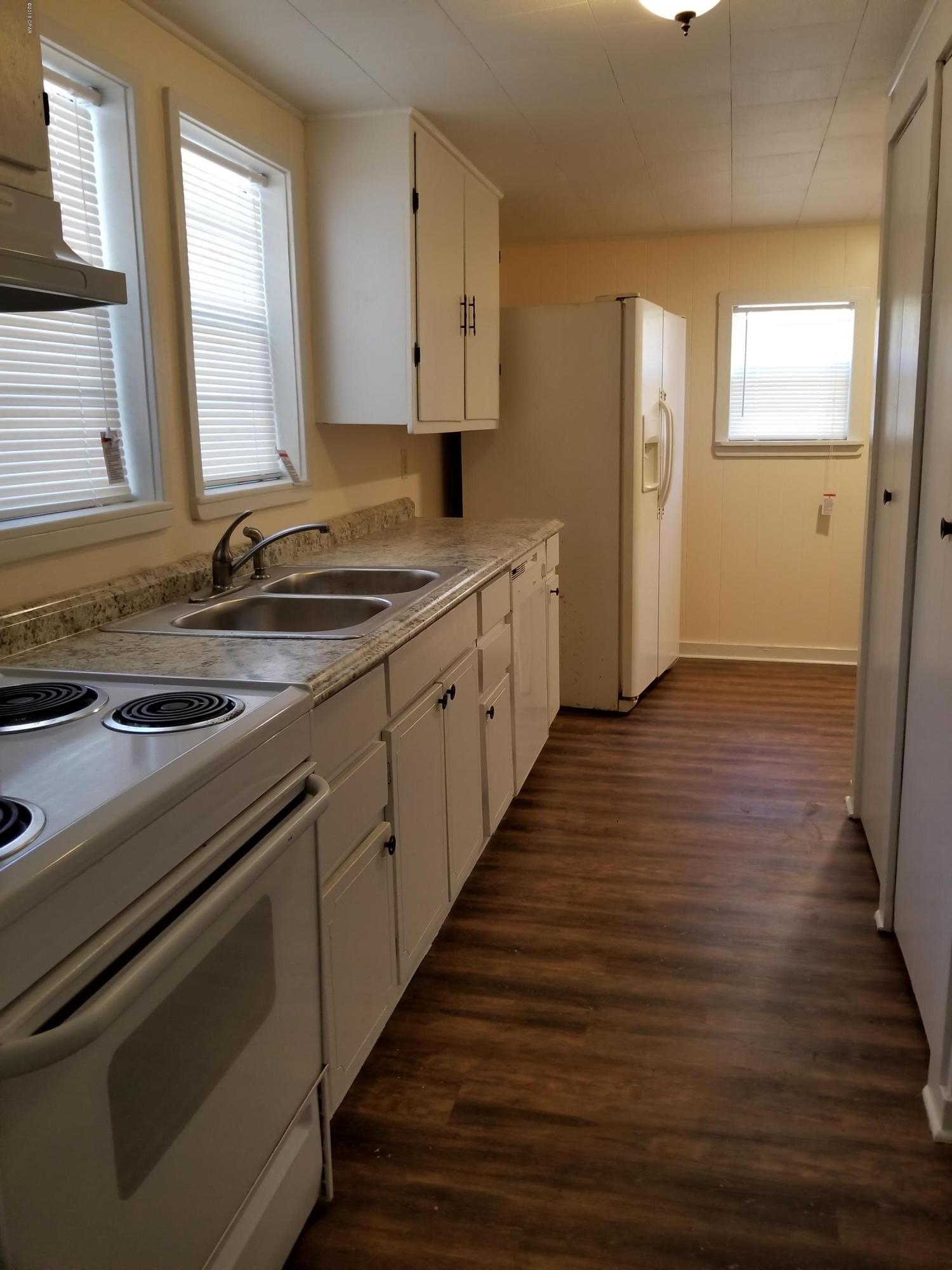 [No Recorded Subdiv] - Residential Lease