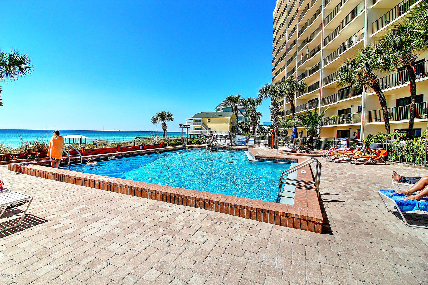 The Commodore - Residential