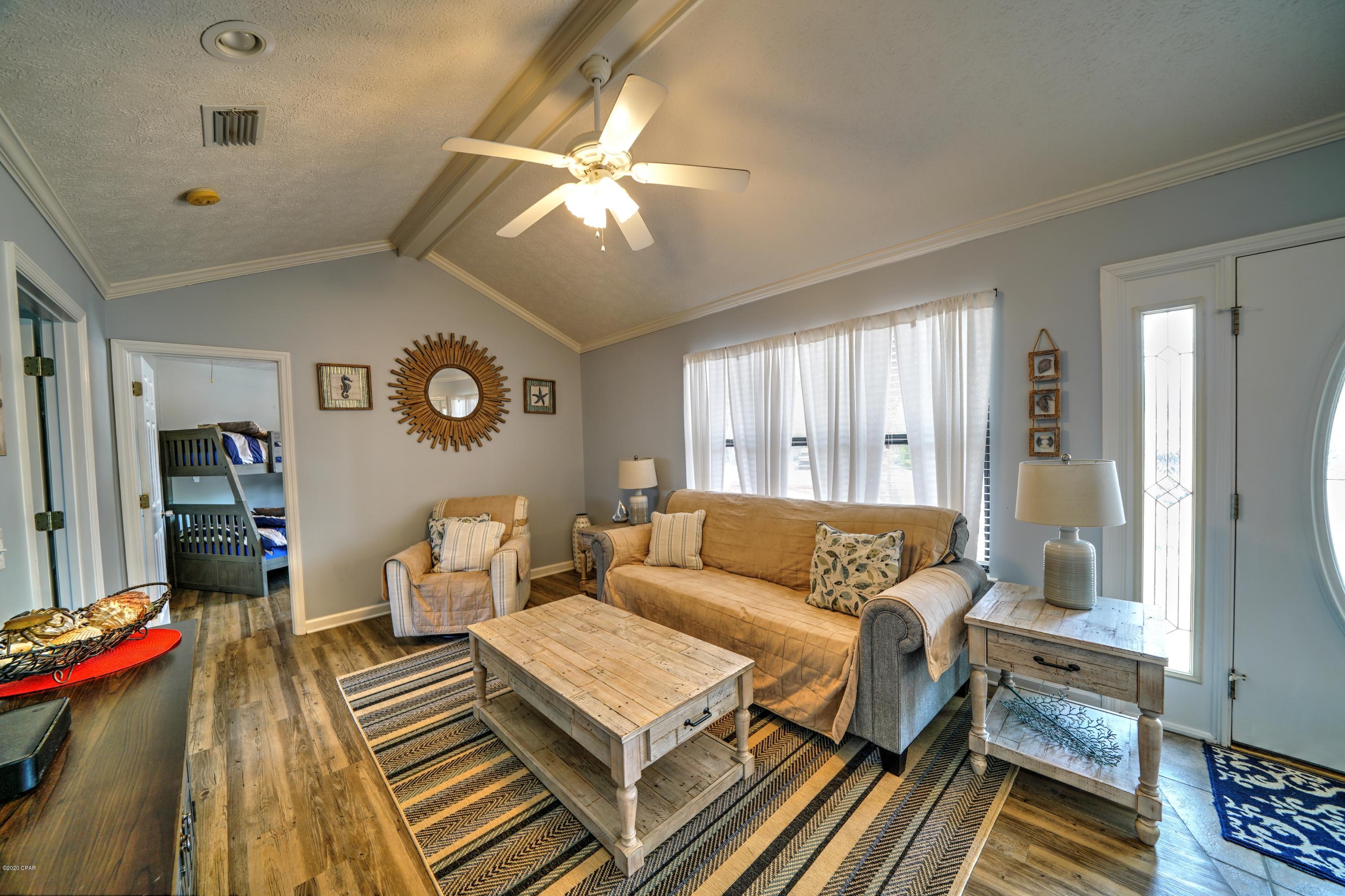 Venture Out Travel Trail - Residential