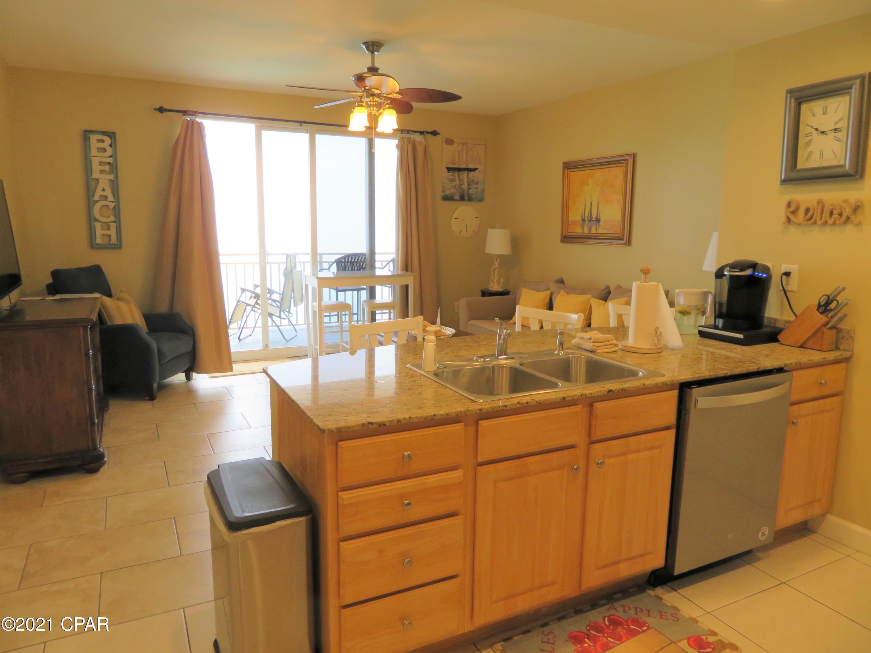 Splash Condo - Residential