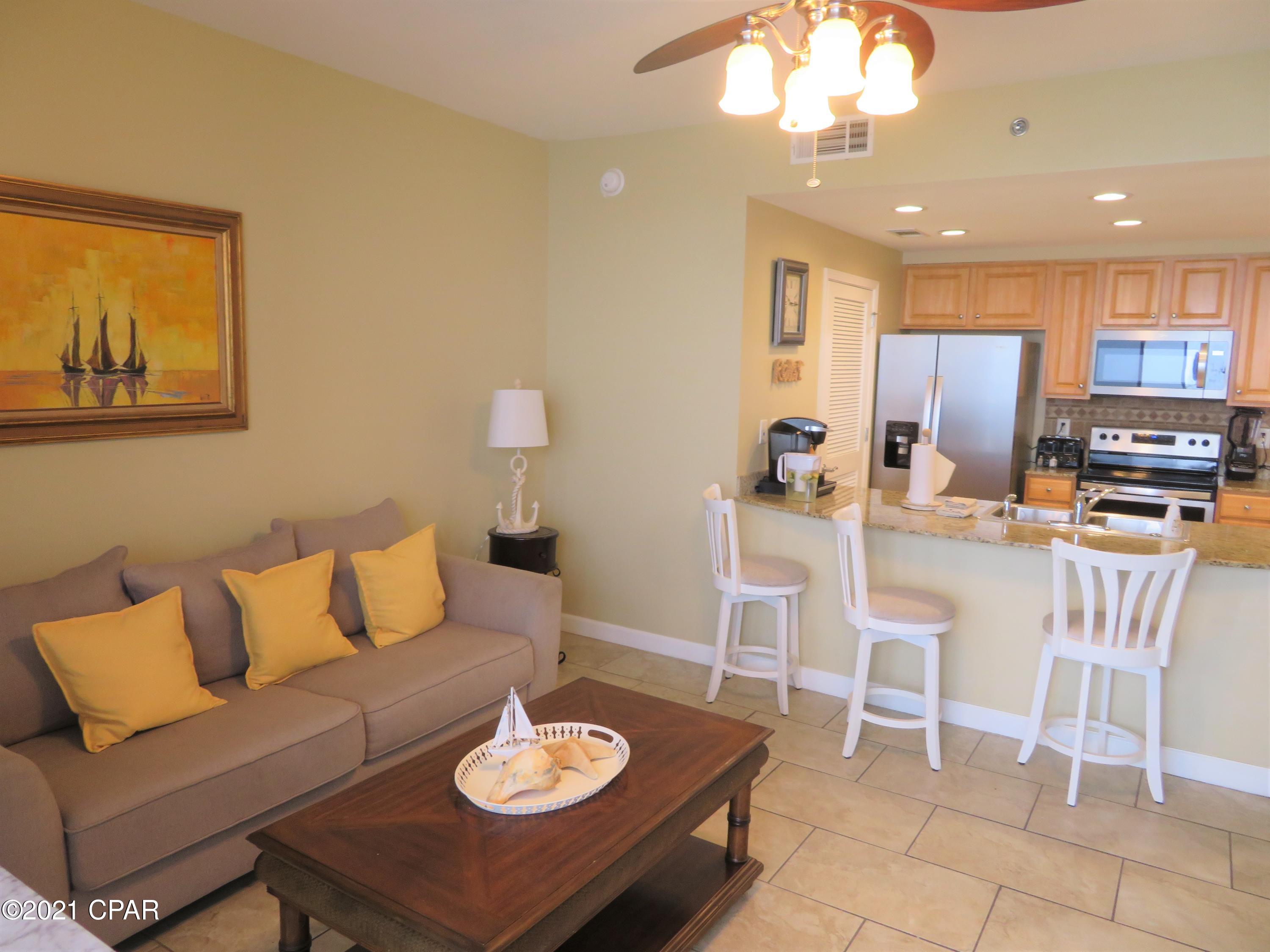 Splash Condo - Residential