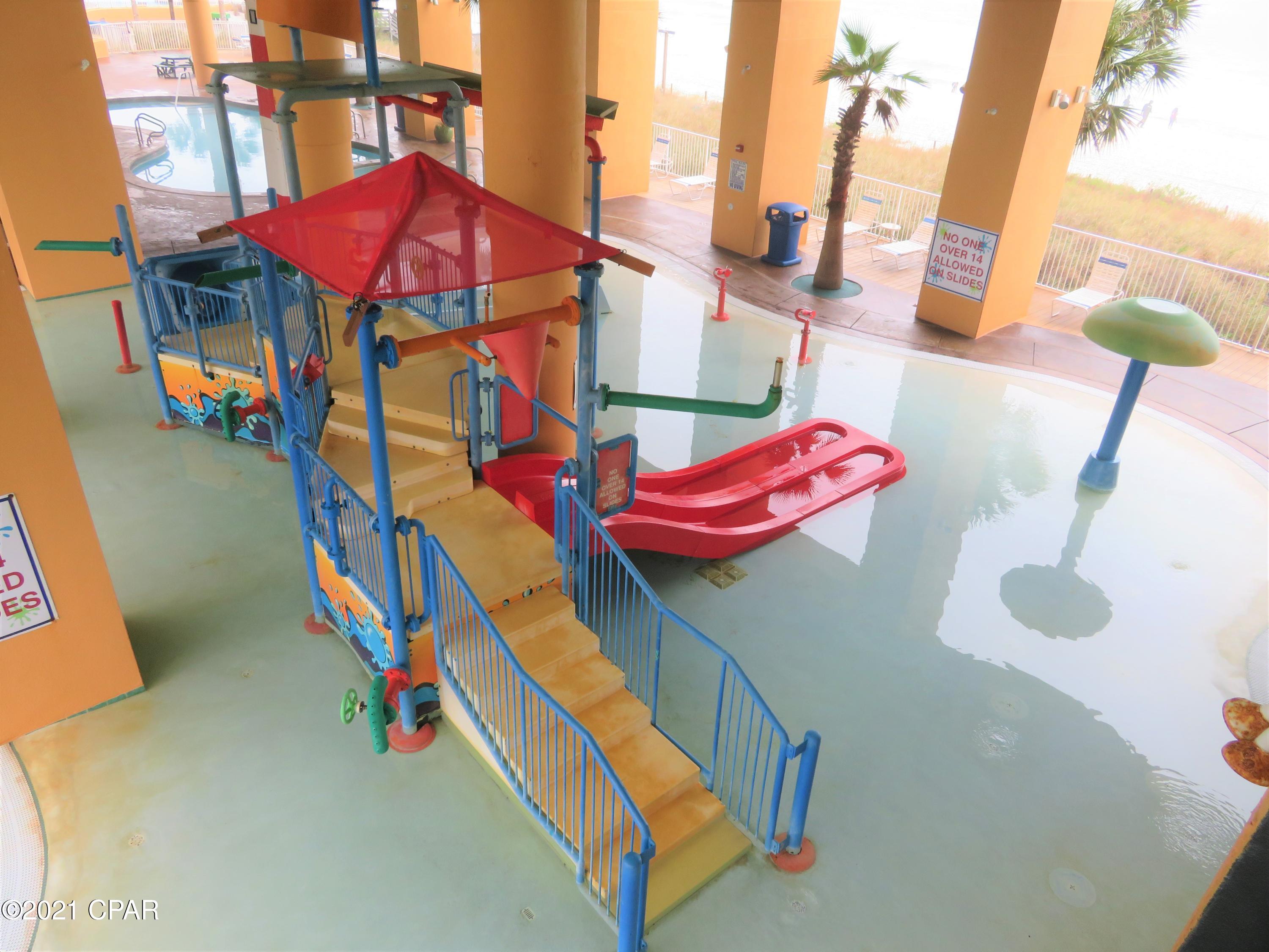 Splash Condo - Residential