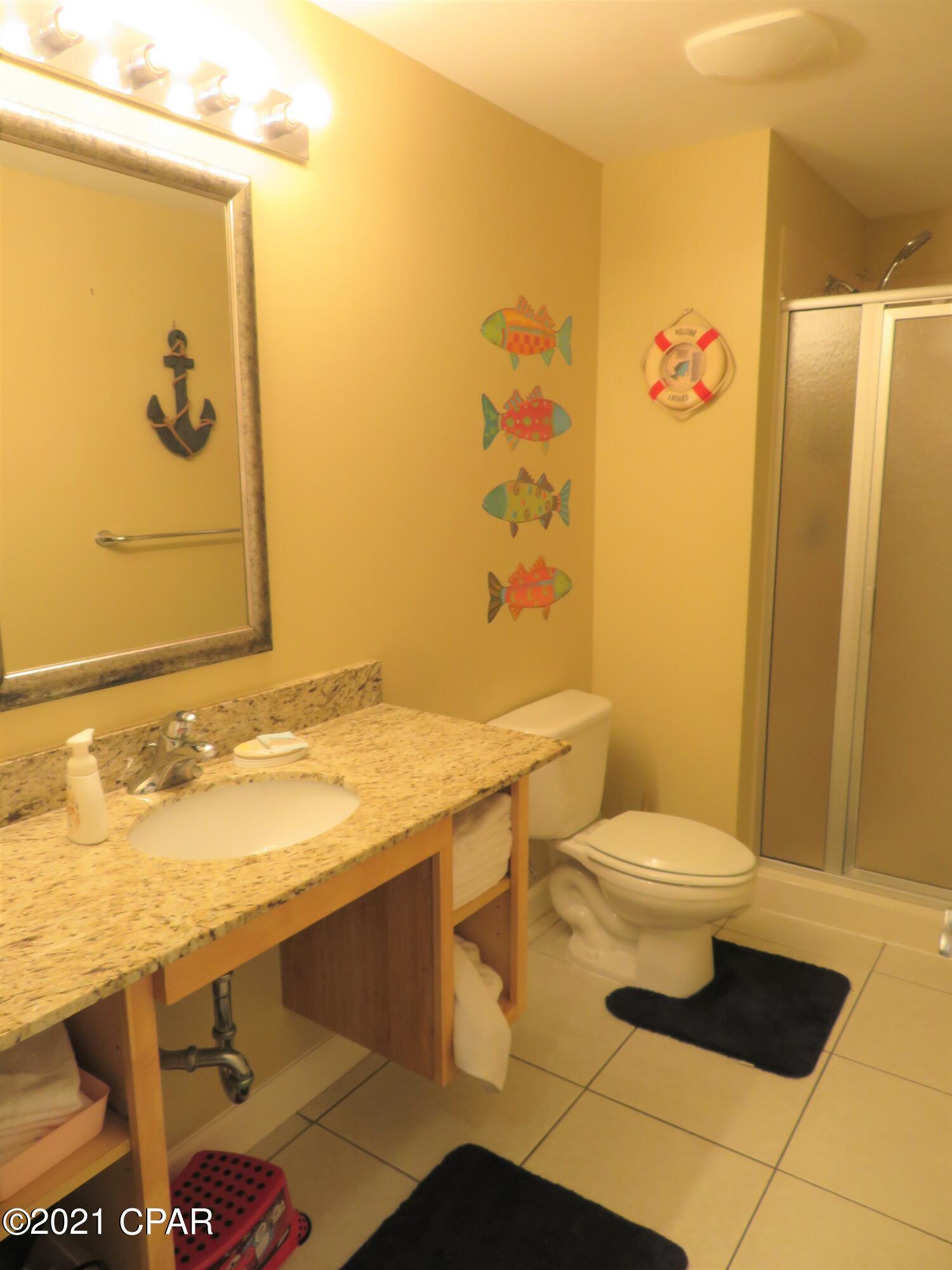 Splash Condo - Residential