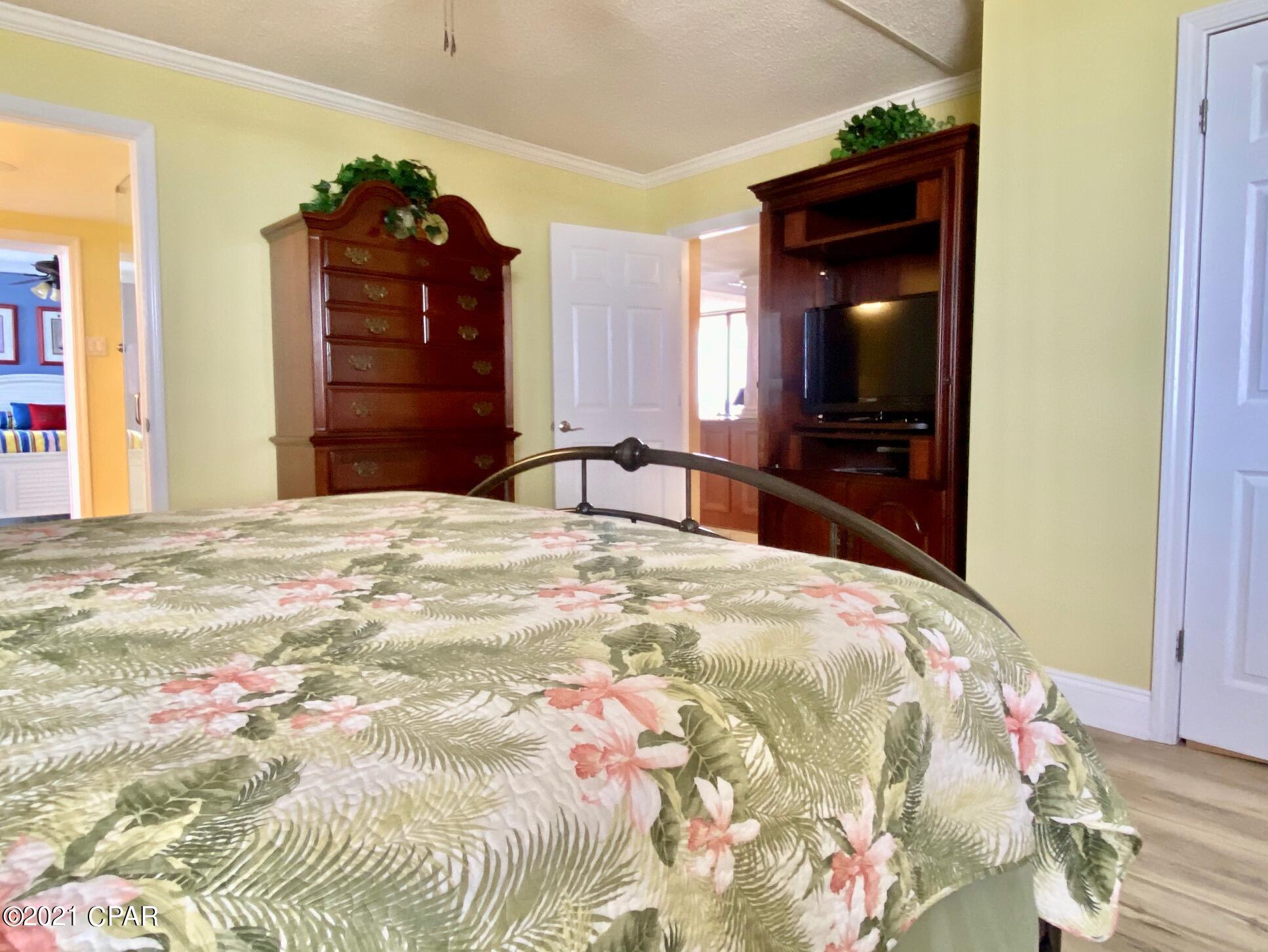 Pelican Walk - Residential