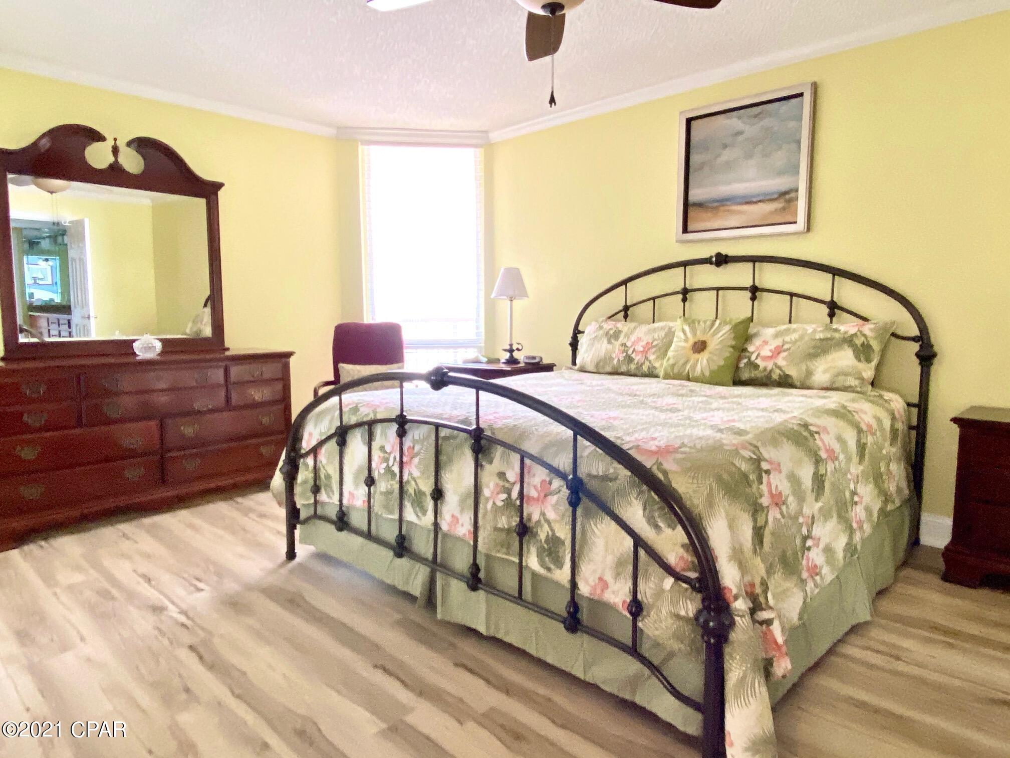 Pelican Walk - Residential