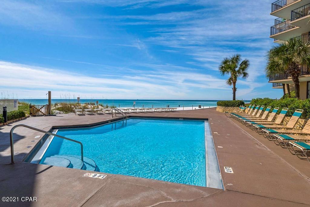 Pelican Walk - Residential