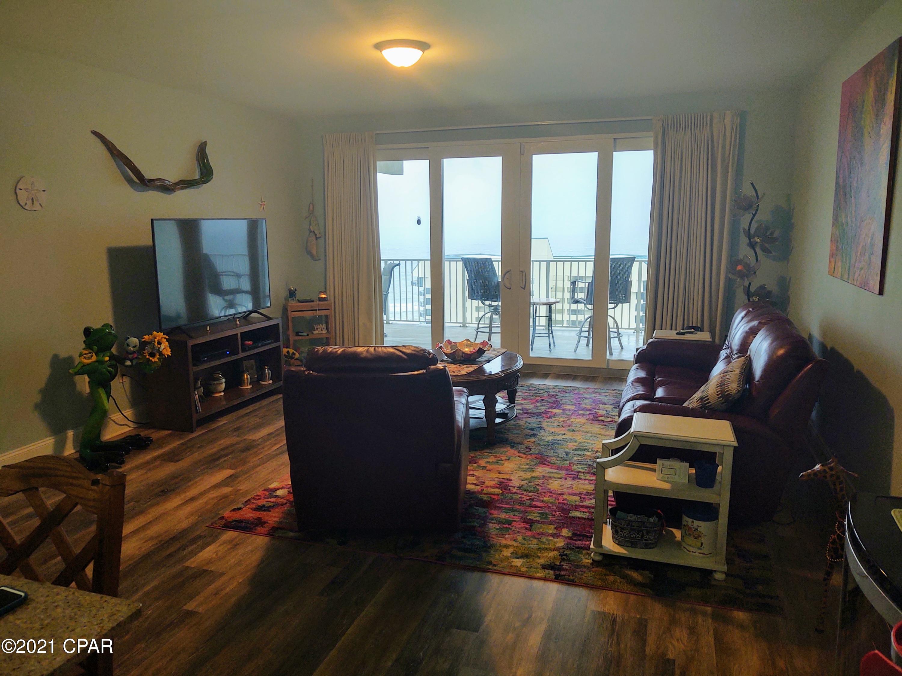 Laketown Wharf - Residential